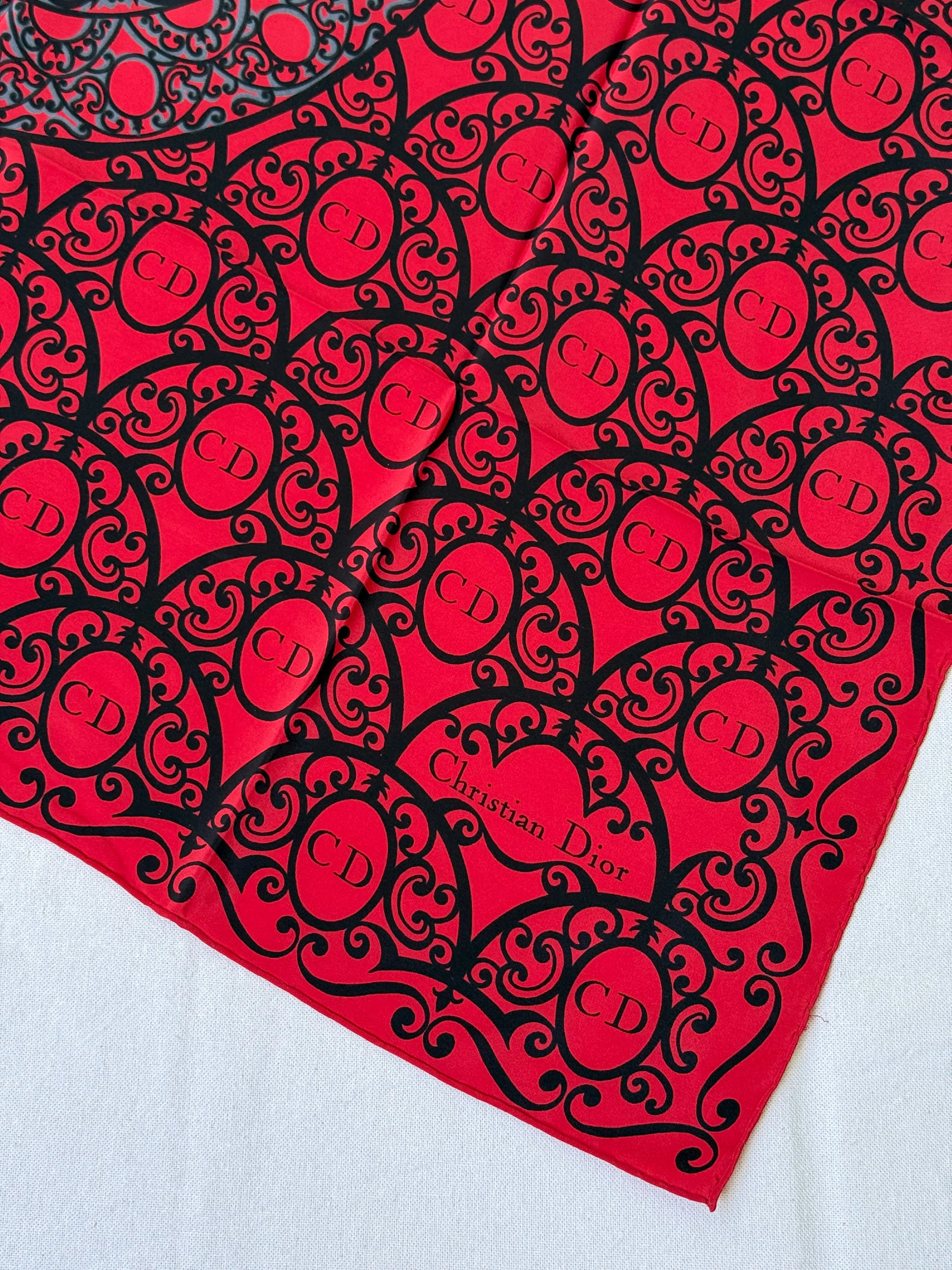 Foulard Christian Dior – Motif Cd Baroque - Image 4