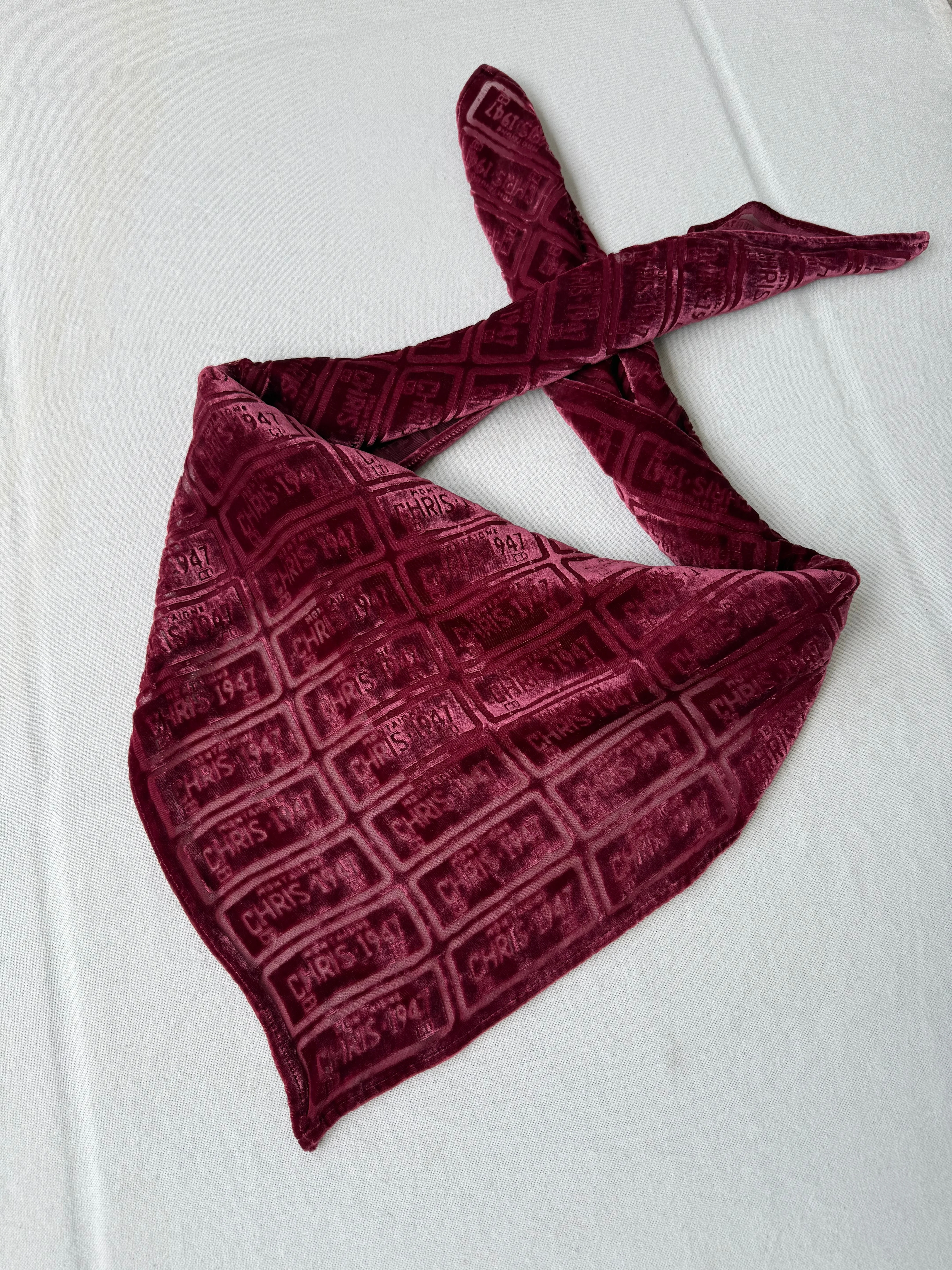 Foulard Christian Dior – Velours Bordeaux - Image 2