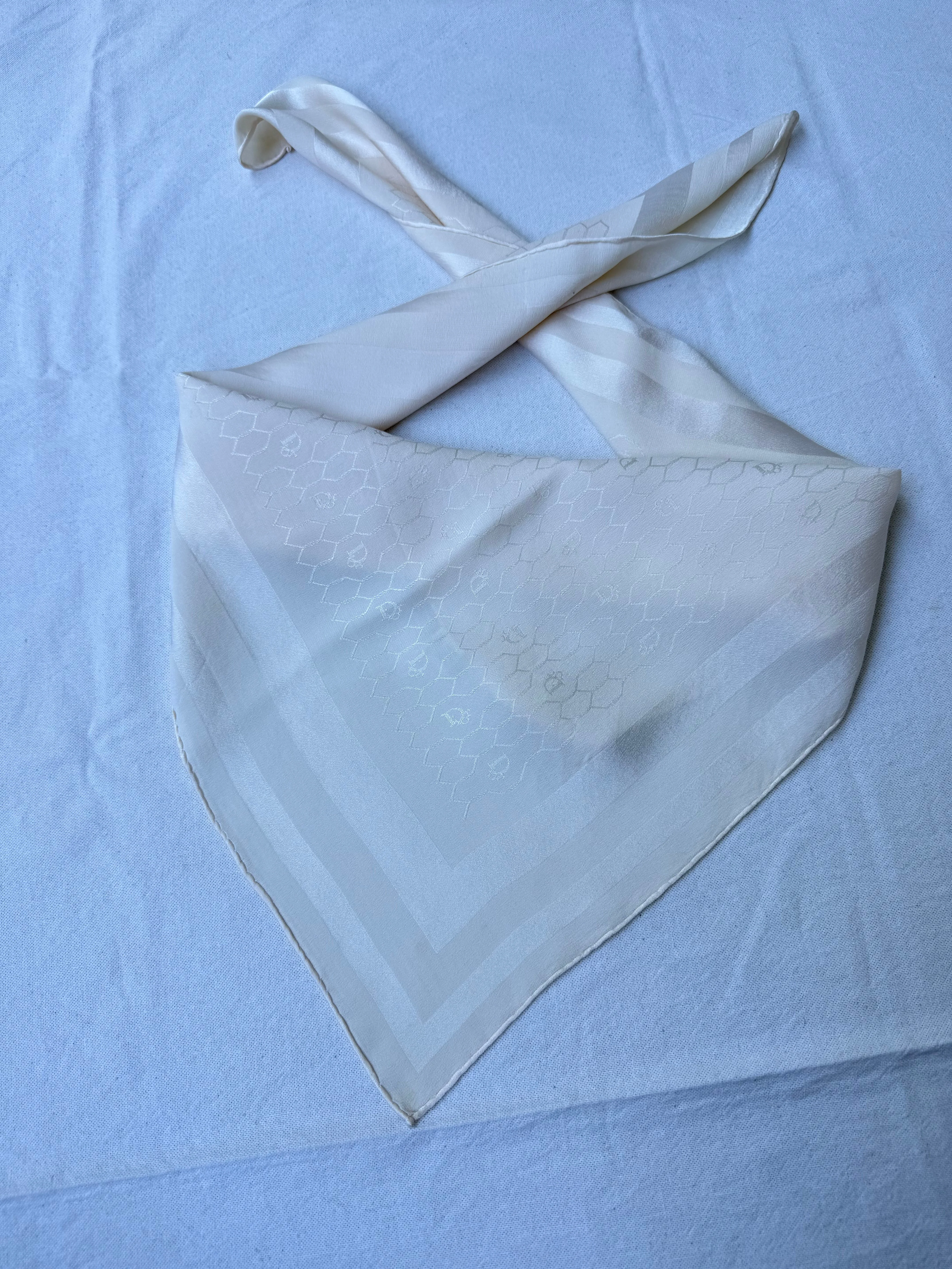 Foulard Christian Dior Vintage – Monogramme Ton Sur Ton - Image 2