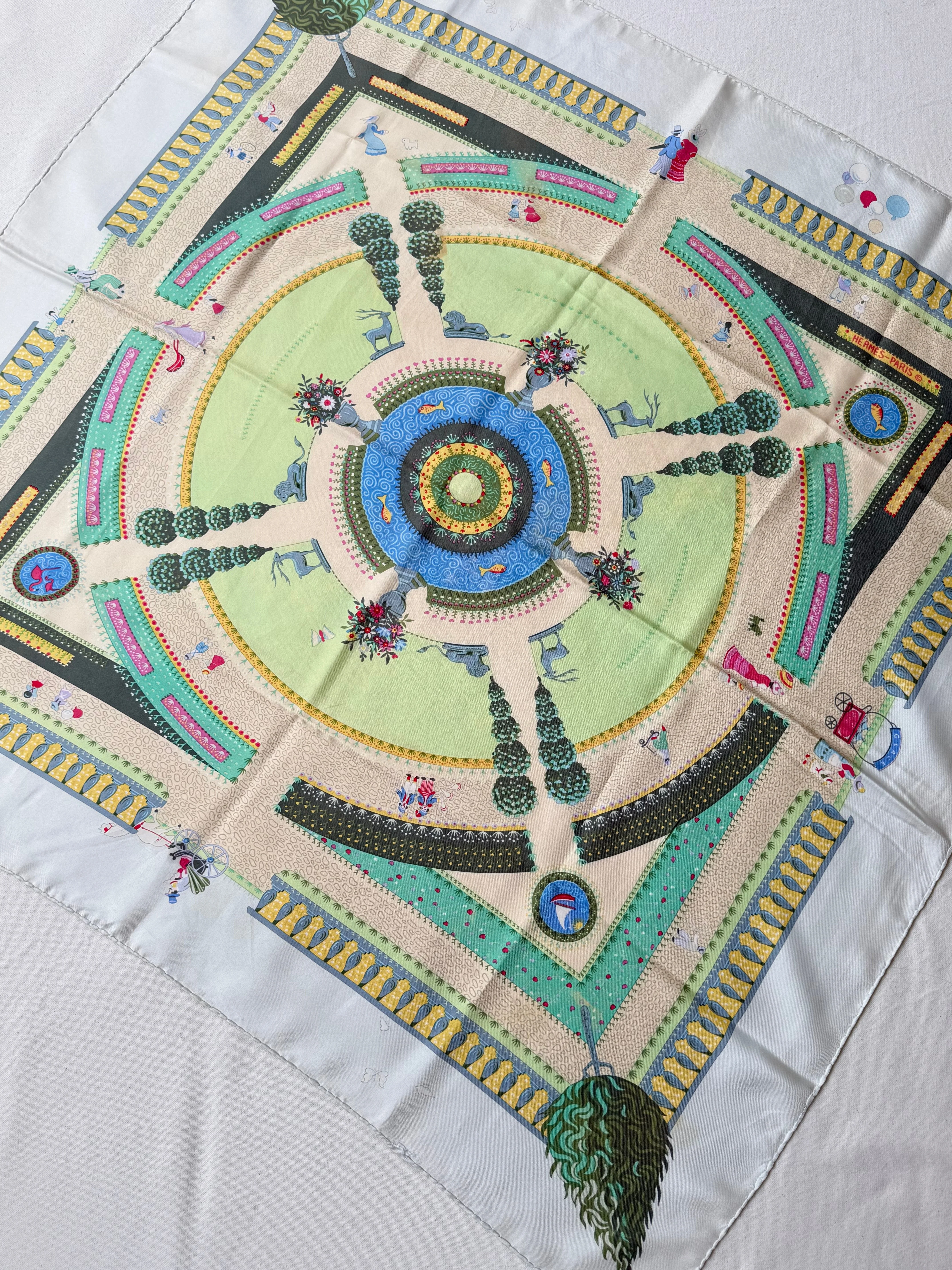 Hermès - Foulard - Modèle Jardin Enchanté - Image 3