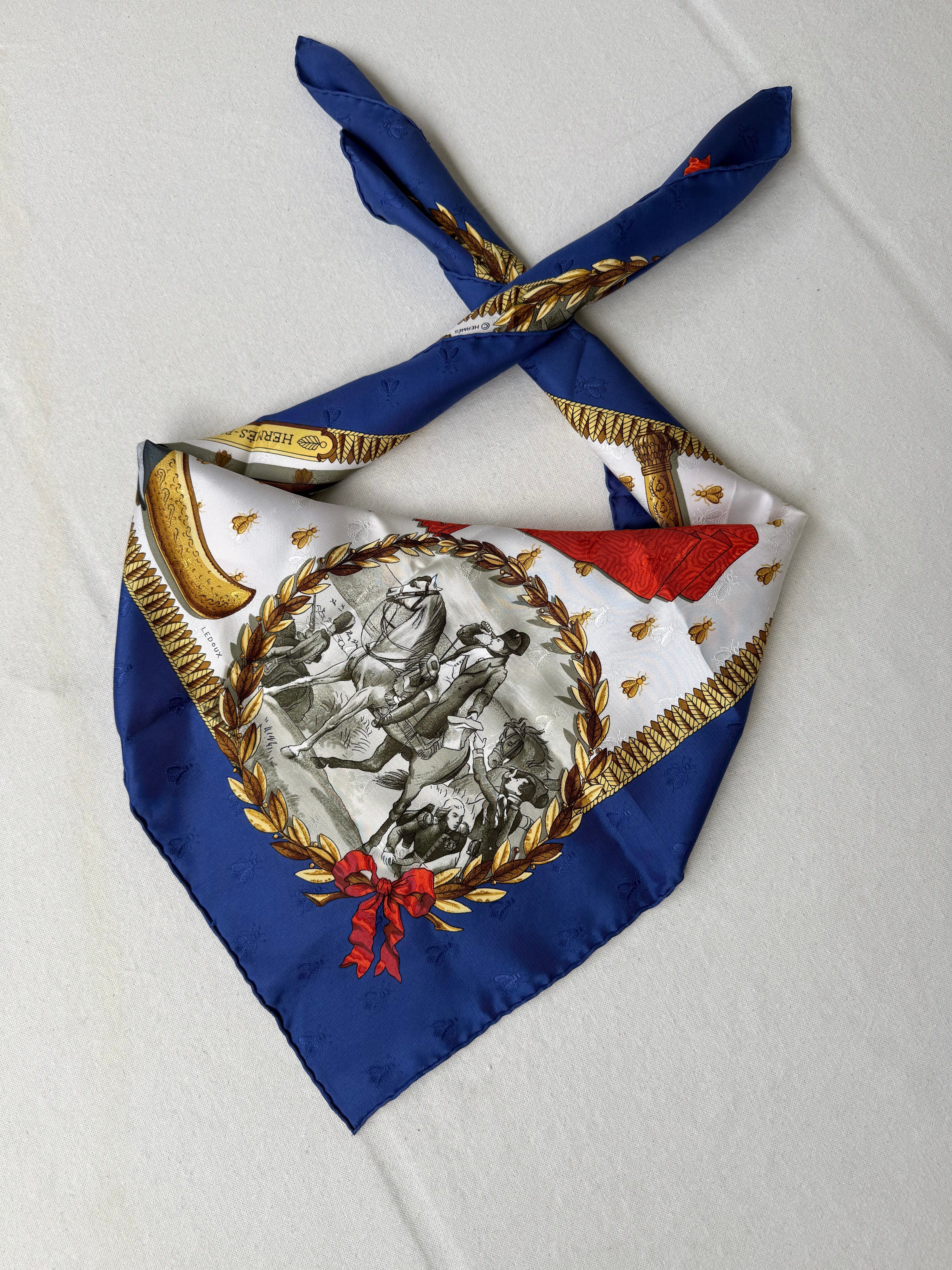 Foulard Hermès – Modèle Napoléon - Image 2