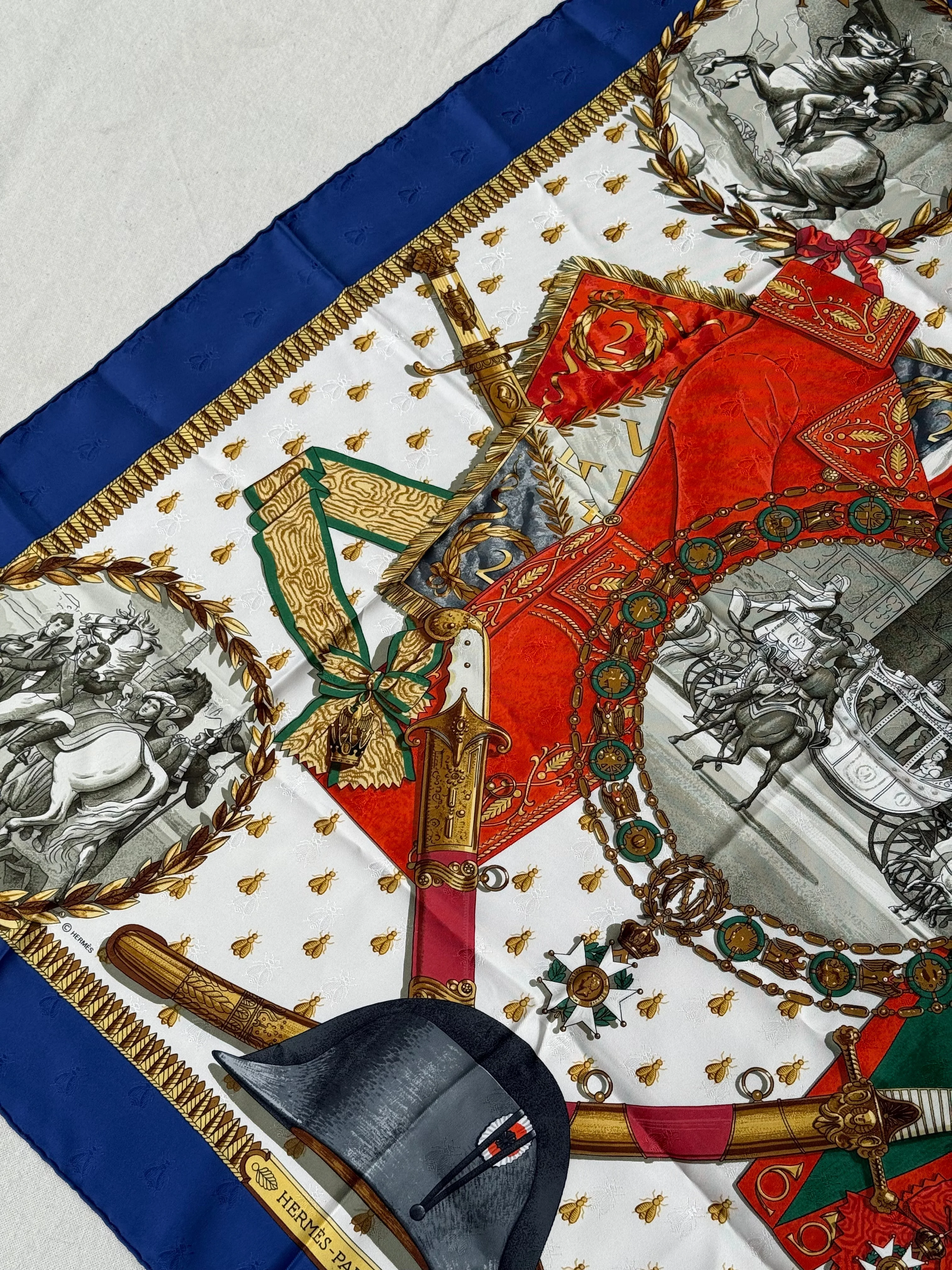 Foulard Hermès – Modèle Napoléon - Image 6