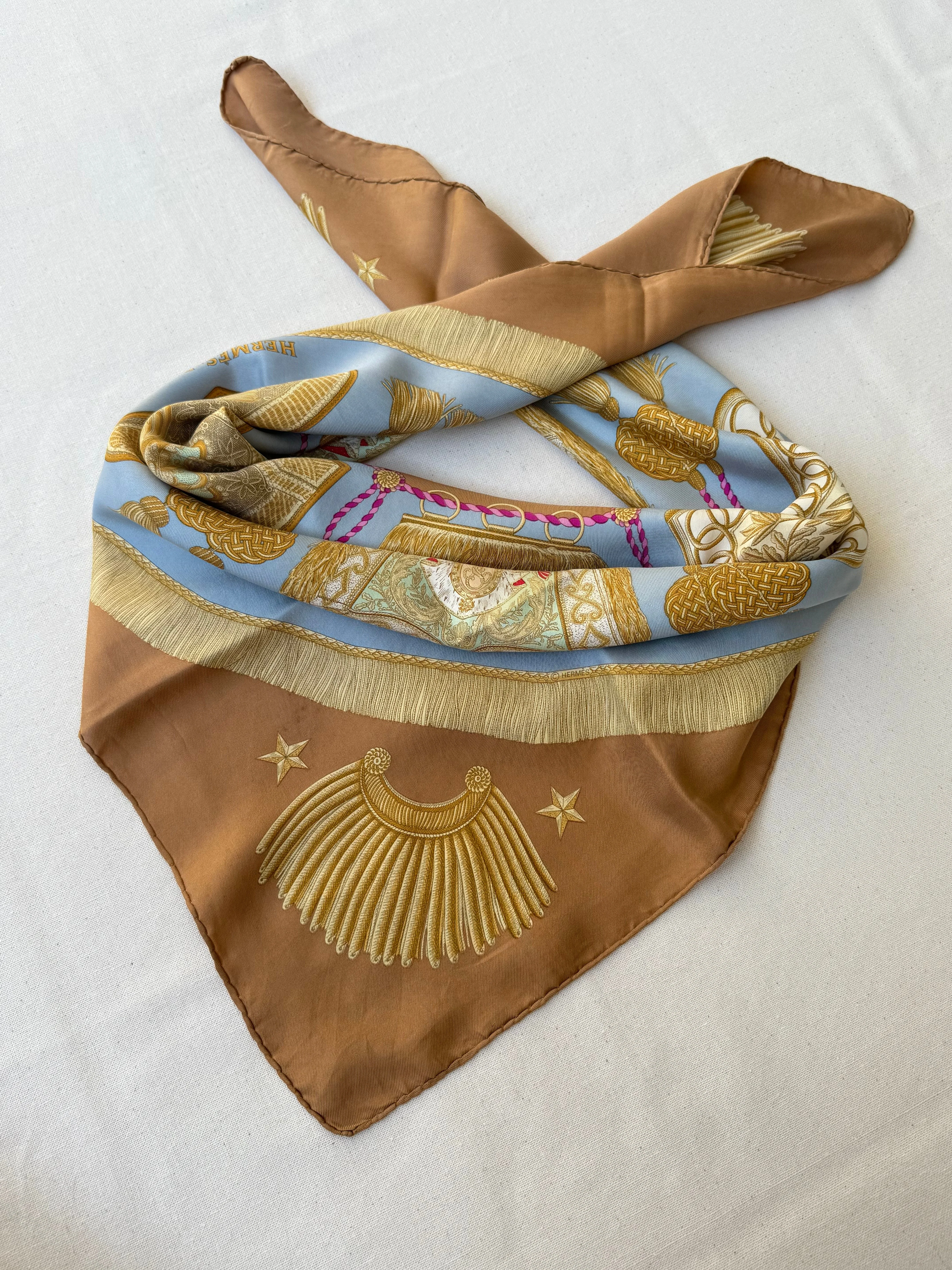 Hermès - Foulard - Modèle Poste Et Cavalerie - Image 2