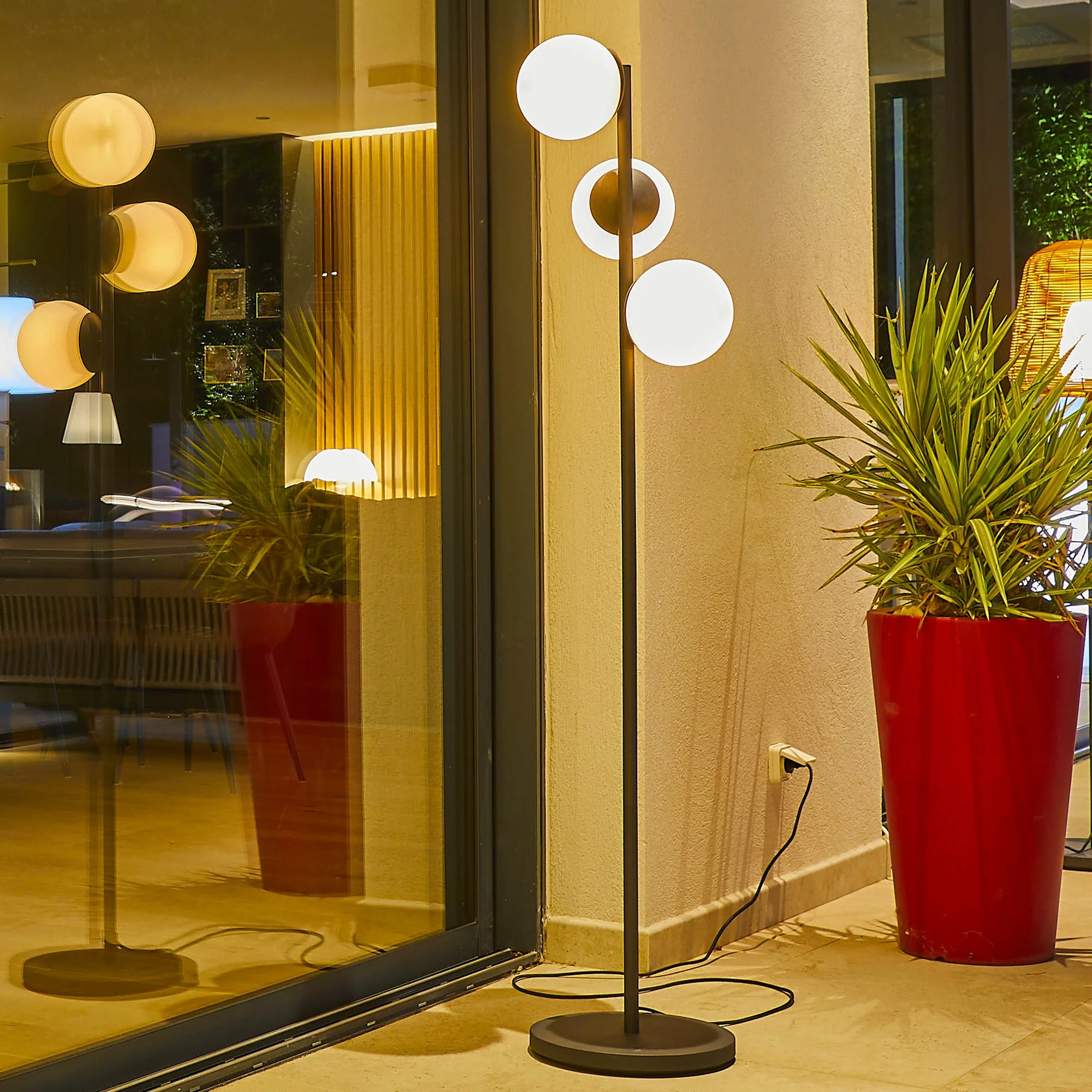 Lampadaire Filaire - Globy Tree