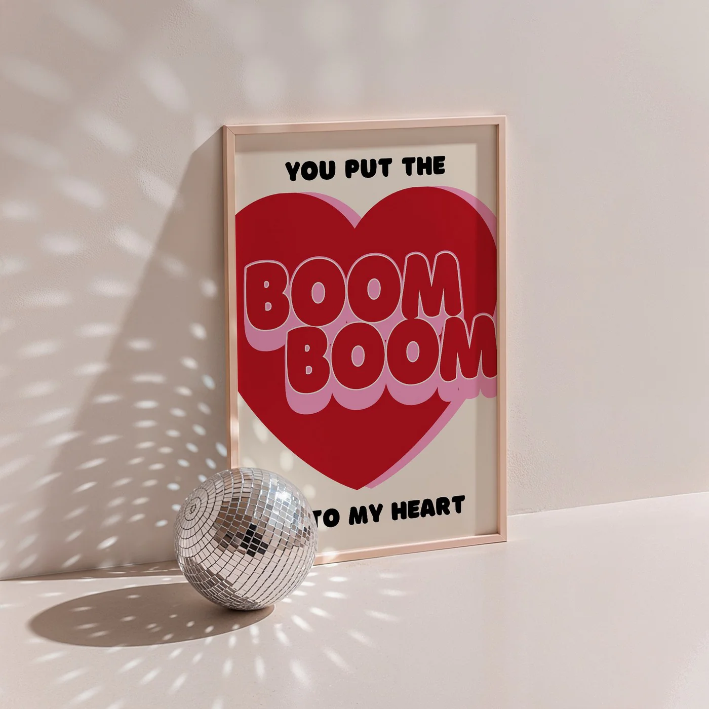 Affiche Boom Boom Into My Heart - Rouge - Image 2
