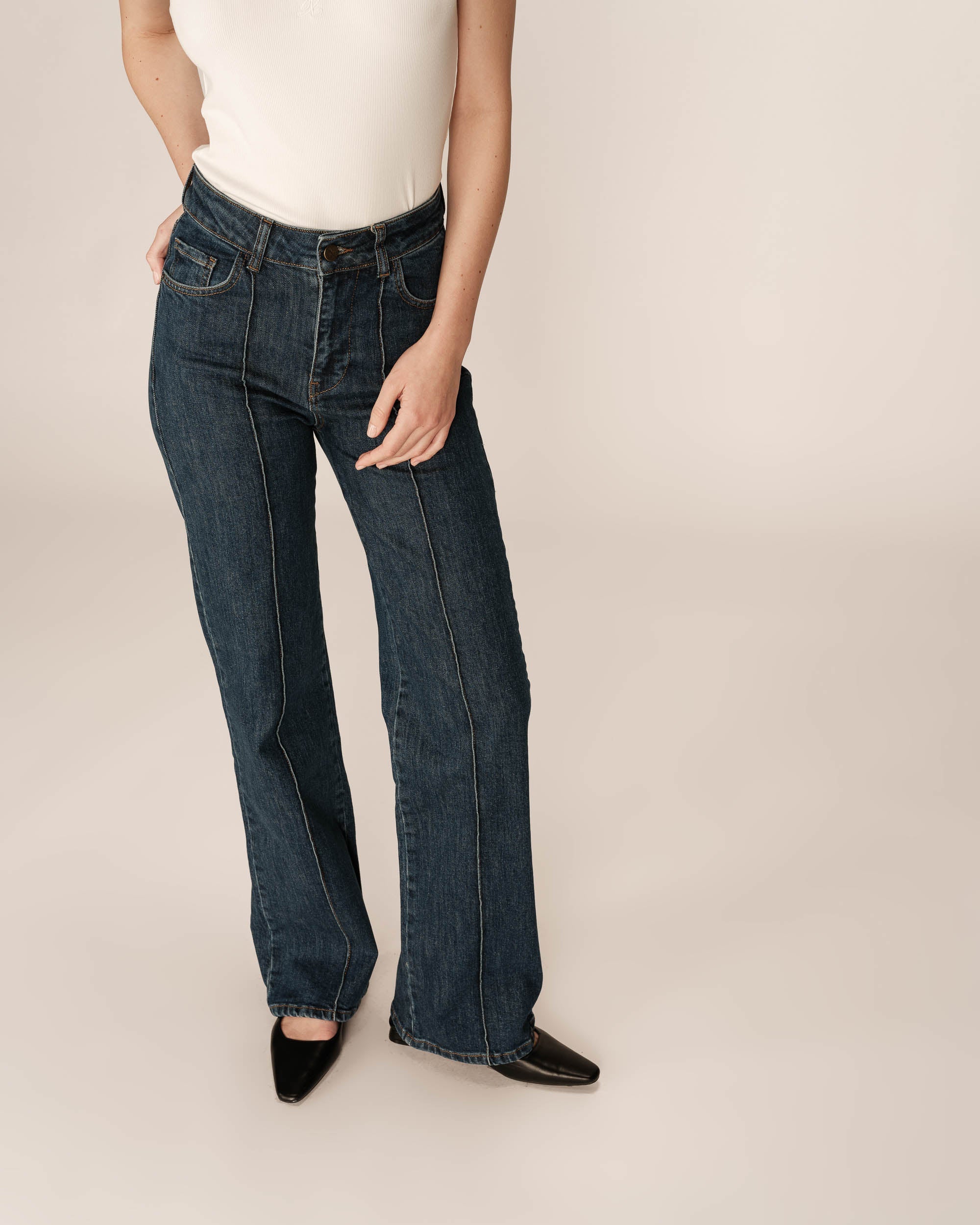 Jean Justin - Medium Blue - Image 2
