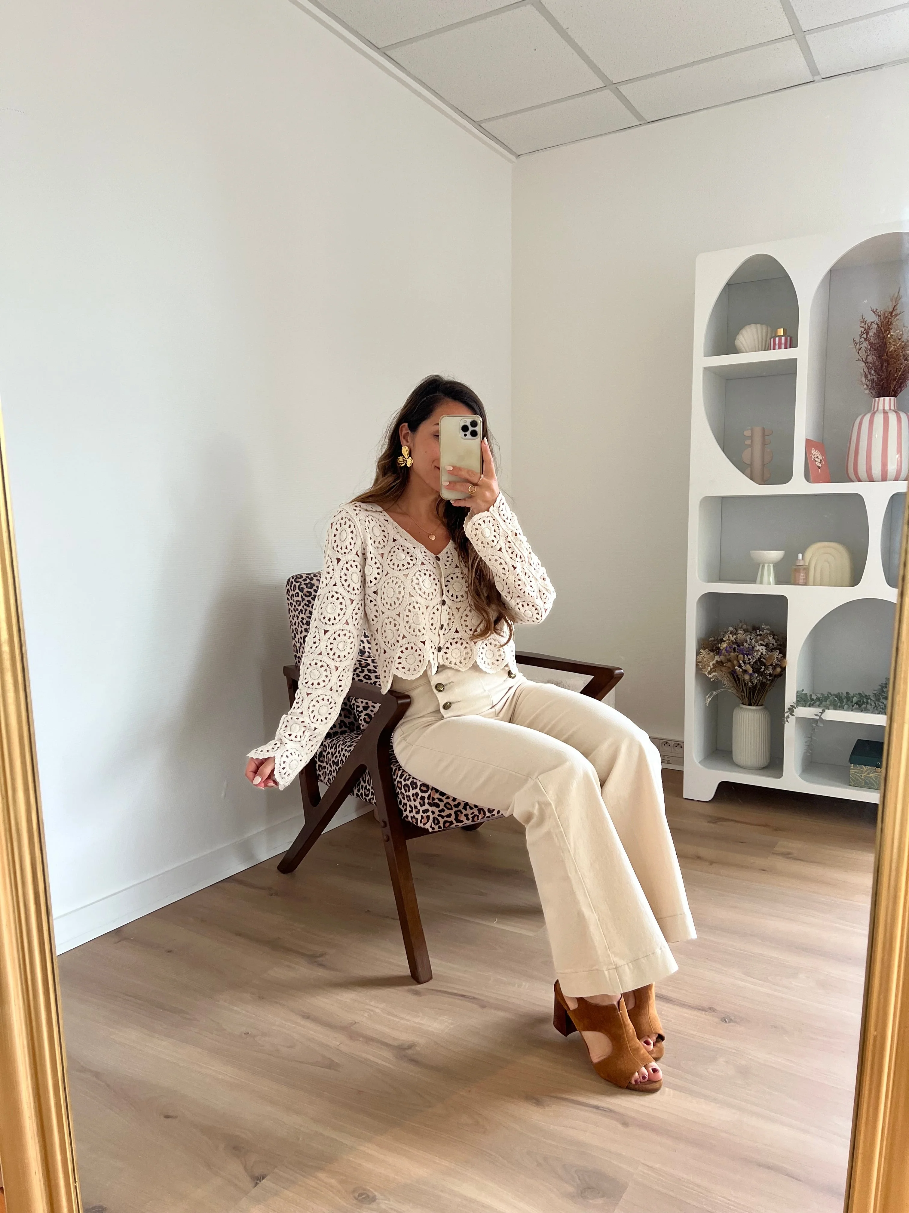 Jean Victorine Beige - Image 3