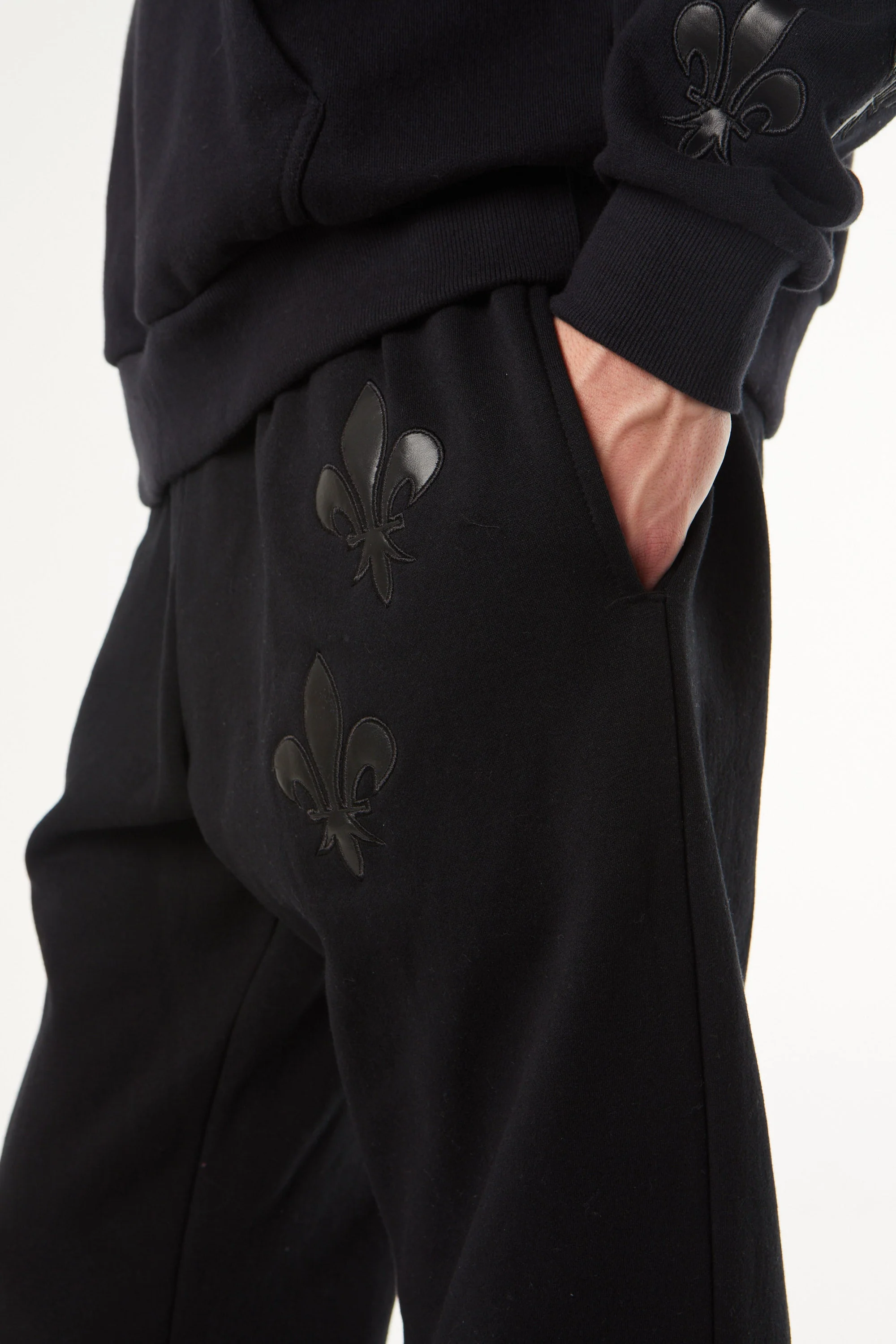 Jogging Montaigne - Black - Image 7