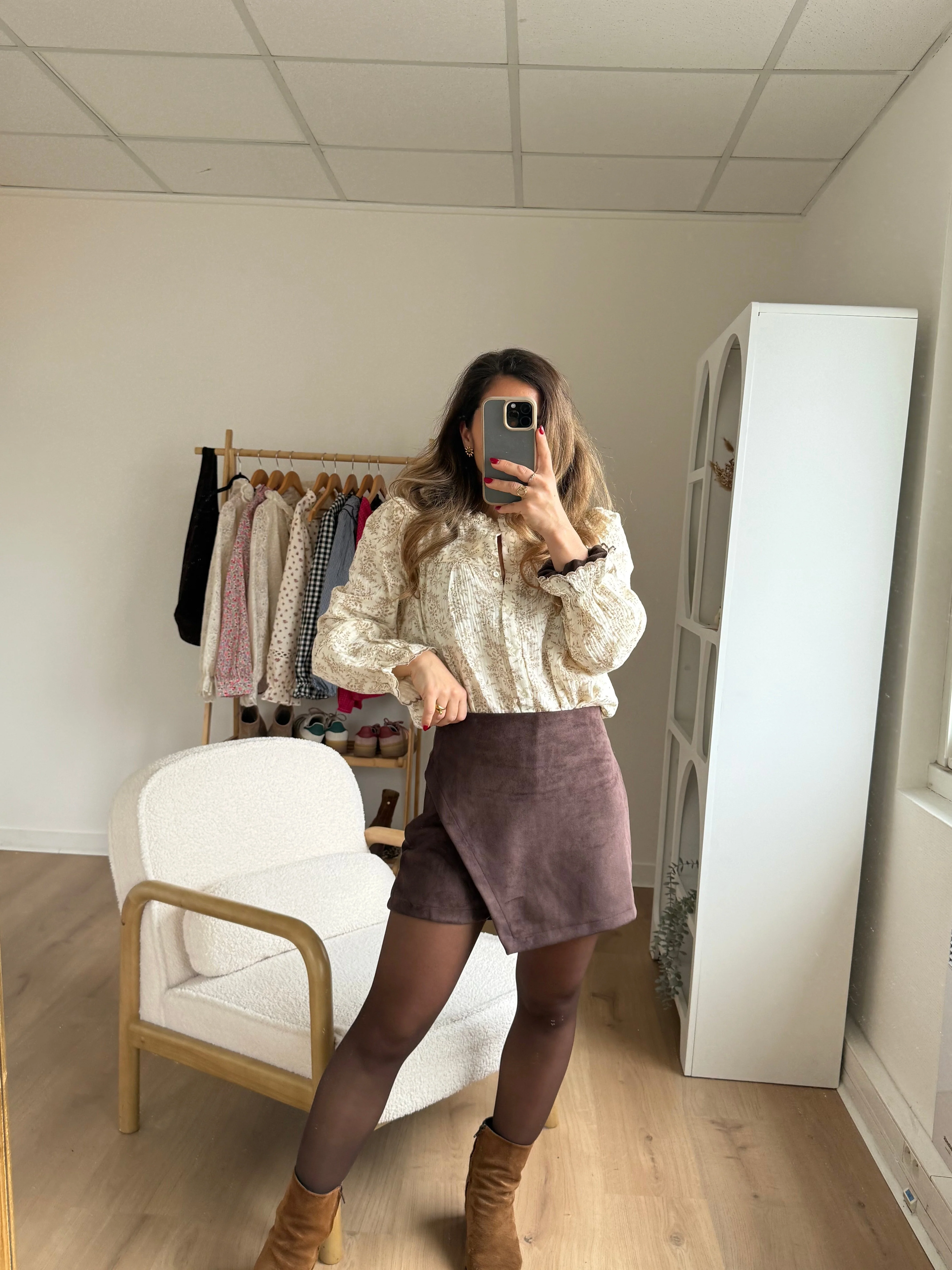 Jupe Short En Suédine Selena Chocolat - Image 8