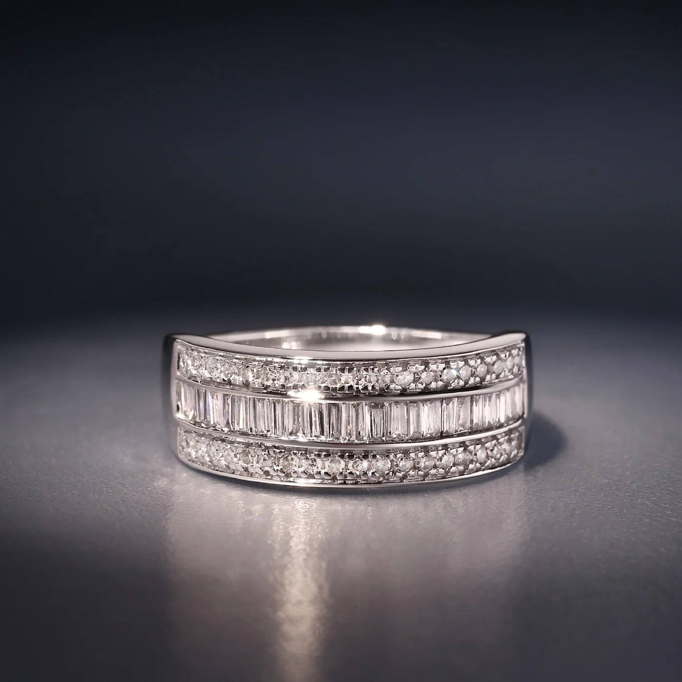 Bague "Marabella" Diamants 0,63/81 - Or Blanc 375/1000 - Image 2