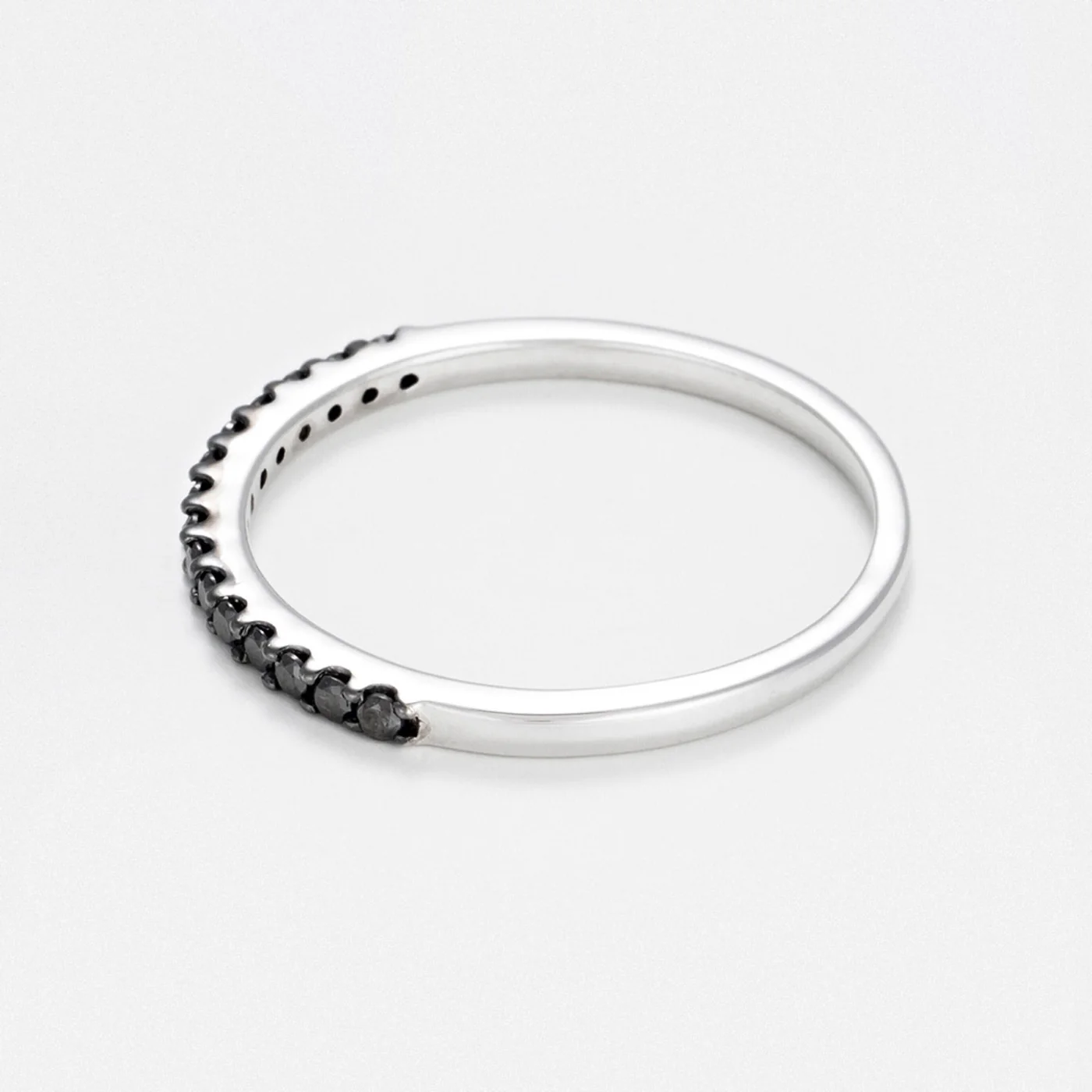 Bague "Alliance Sobriété" Diamants Noirs 0,14Ct/15 - Or Blanc 375/1000 - Image 2