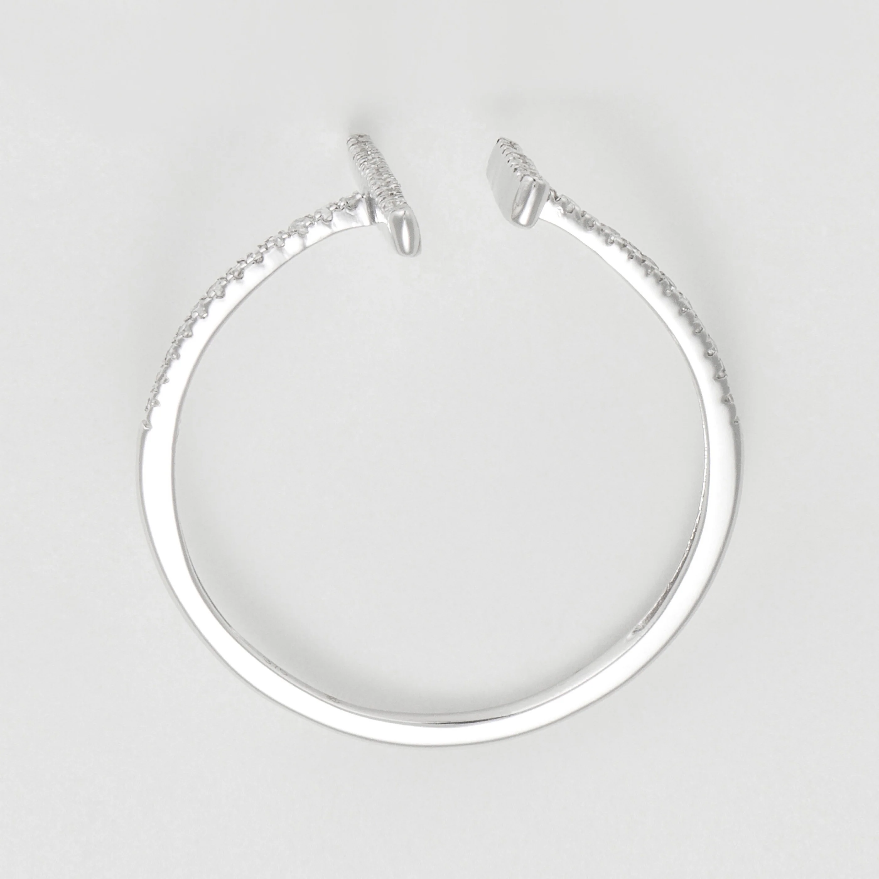 Bague "Parallèle Asymétrique" D0,1Ct/50 - Or Blanc 375/1000 - Image 4
