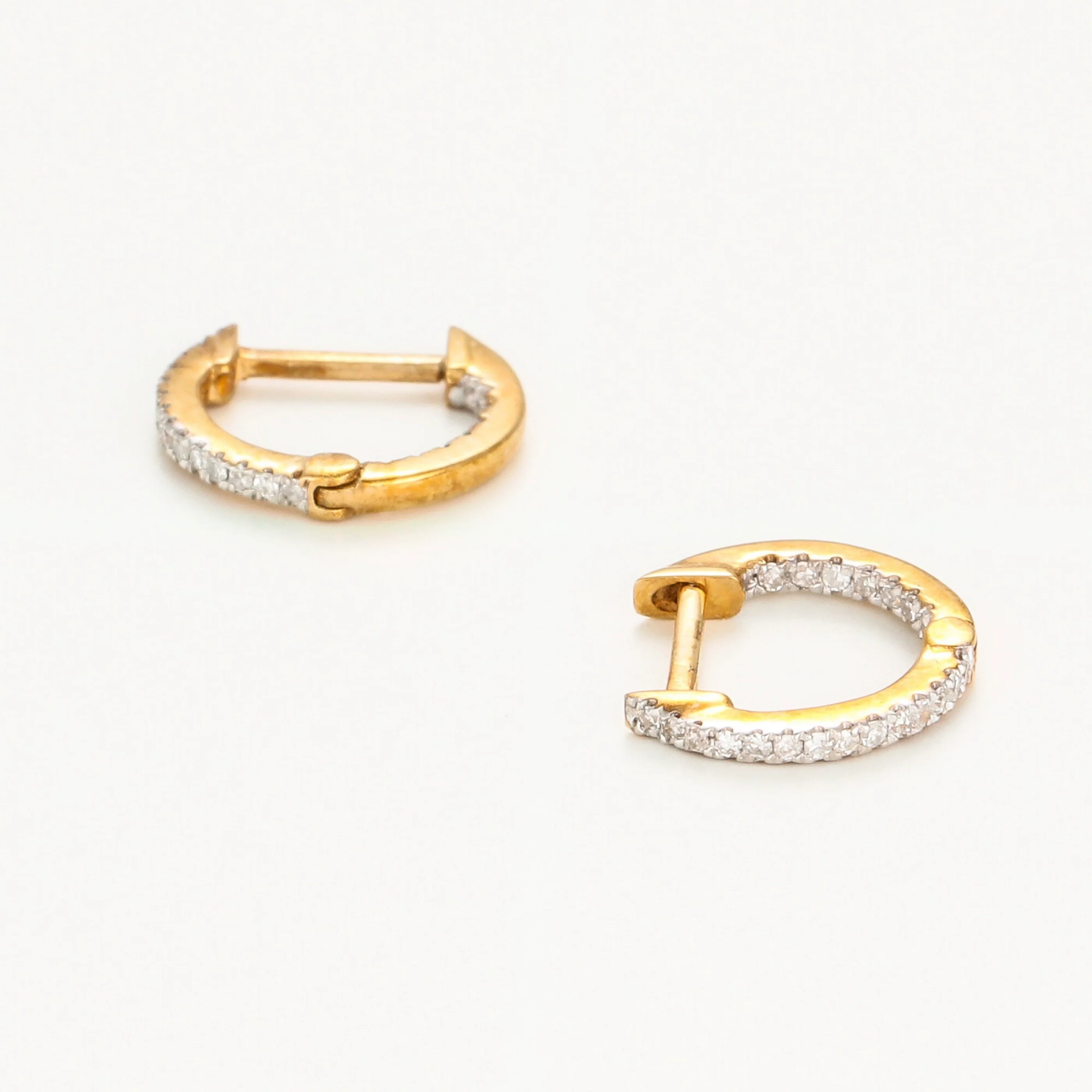 Boucles D'Oreilles "Perfect Créoles" Diamant 0,08/42 - Or Jaune 375/1000 - Image 2