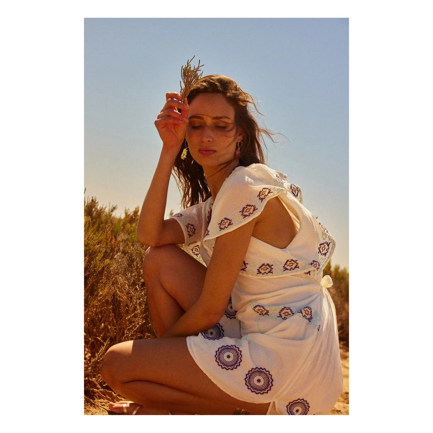 Alma Deia - Robe Kimono Brodée - Blanc Cassé - Femme - Image 3
