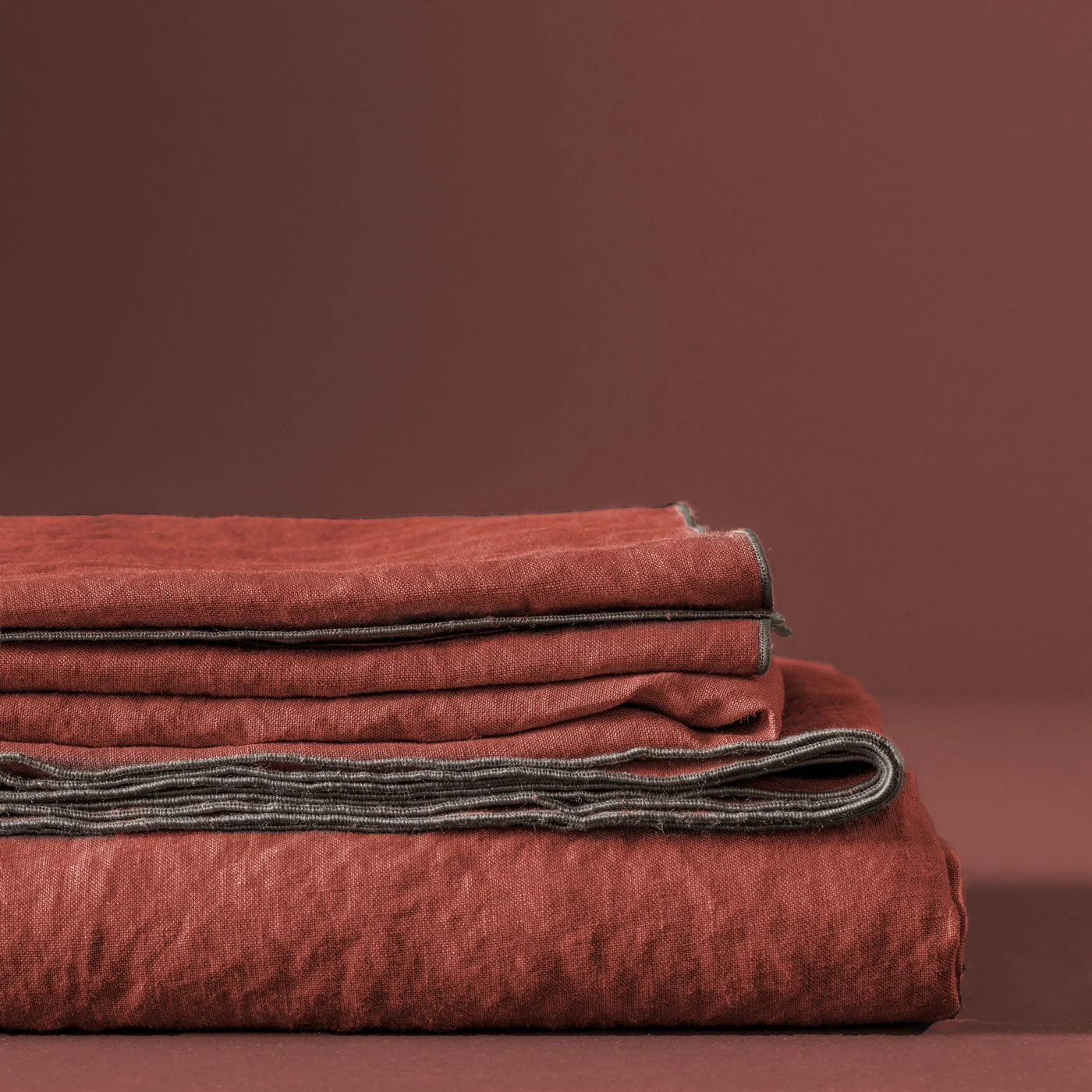 Nappe Autour Du Lin - Rouge Marsala Bourdon - Gris Clair - Image 2