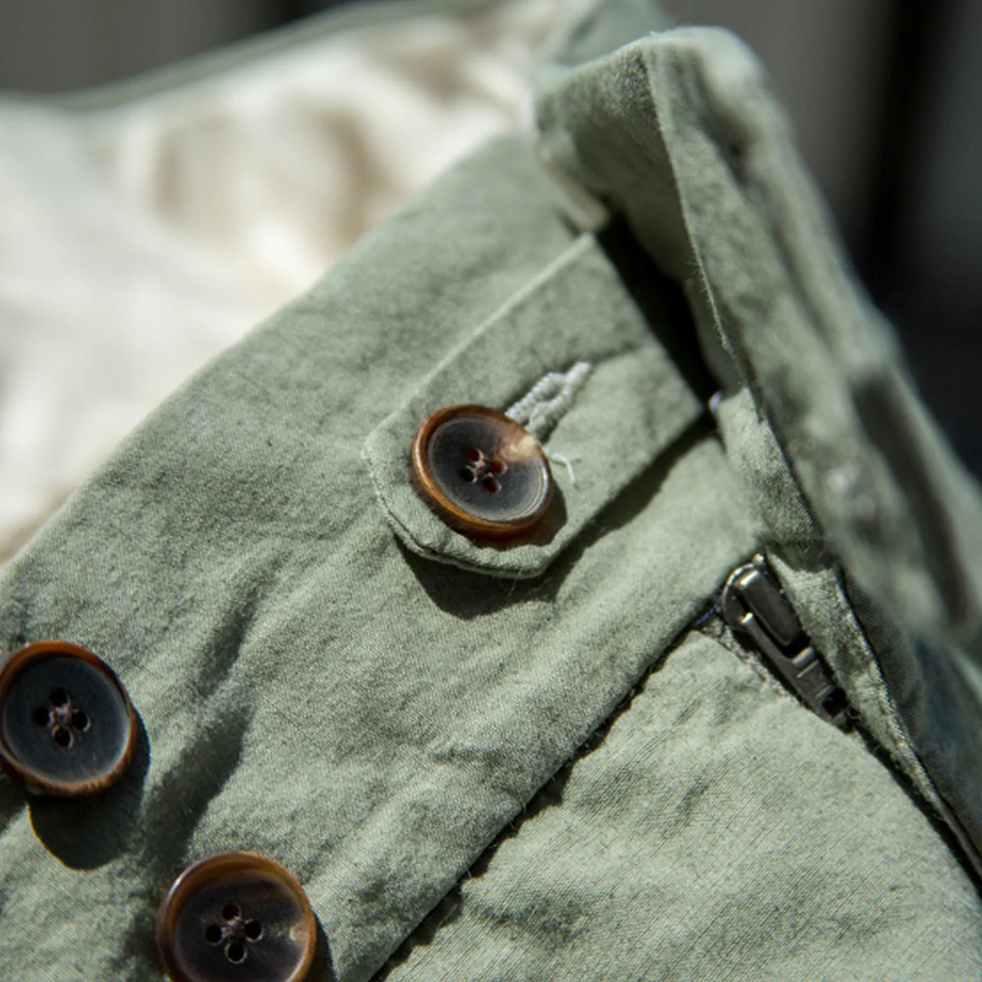 Pantalon Chiko Kaki - Image 3