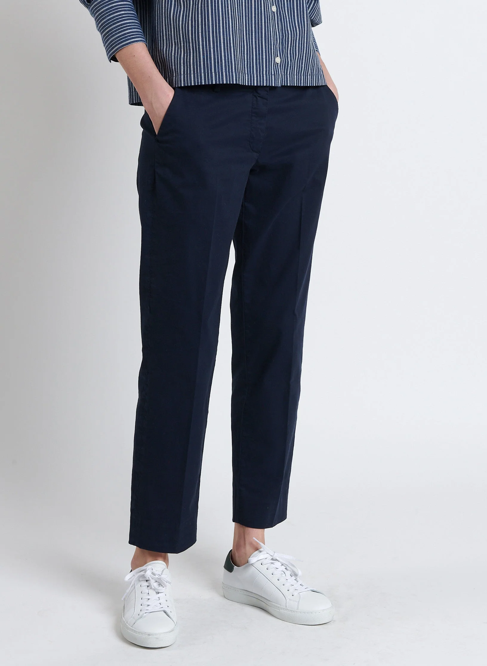 Maison Standards - Chino Coton Léger - Bleu - Femme - Image 3