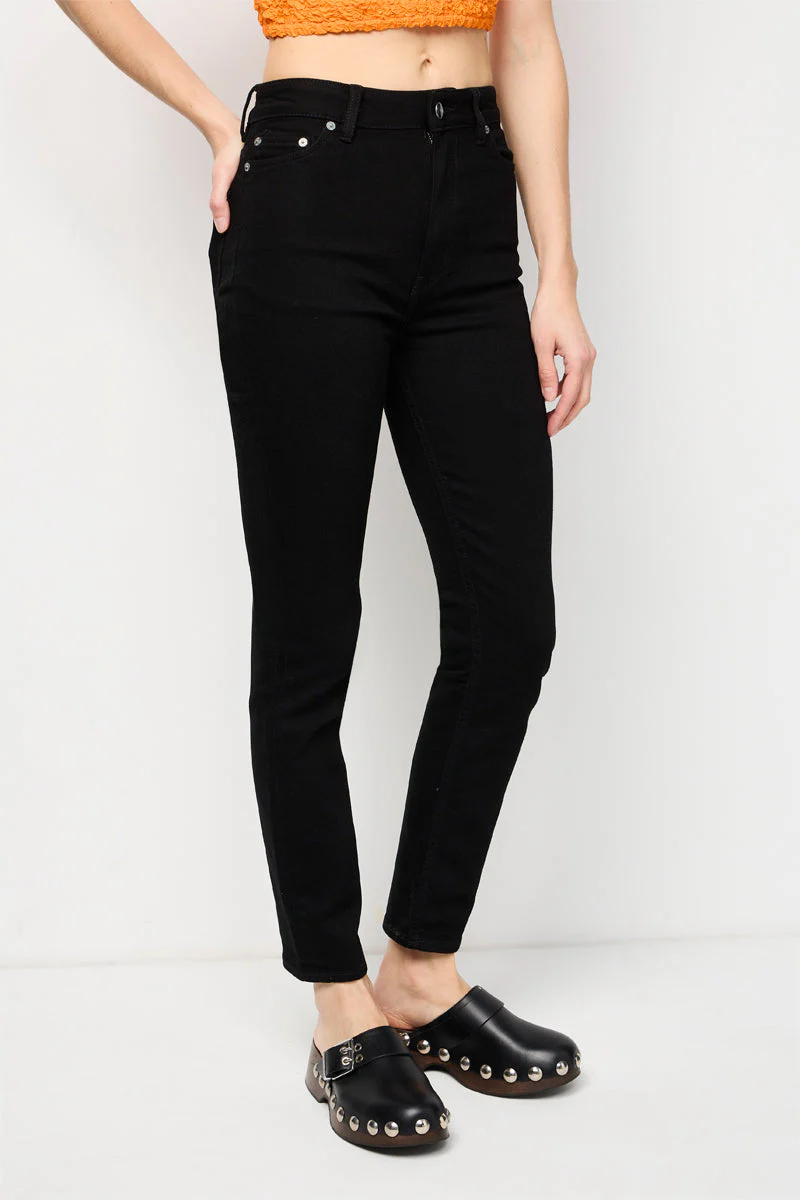 Jean Slim Short Cutye Extensible Et Confortable - Black - Image 4