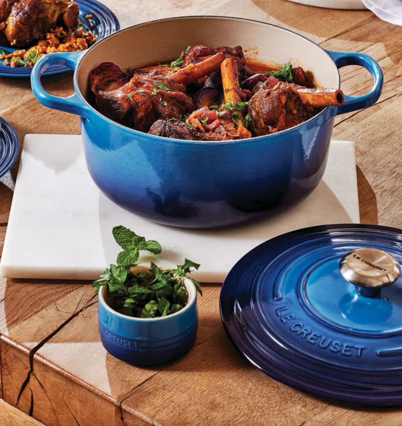 Cocotte Ronde Tradition - Fonte Emaillée - 28Cm - Azur - Bouton Phénolique - Image 2
