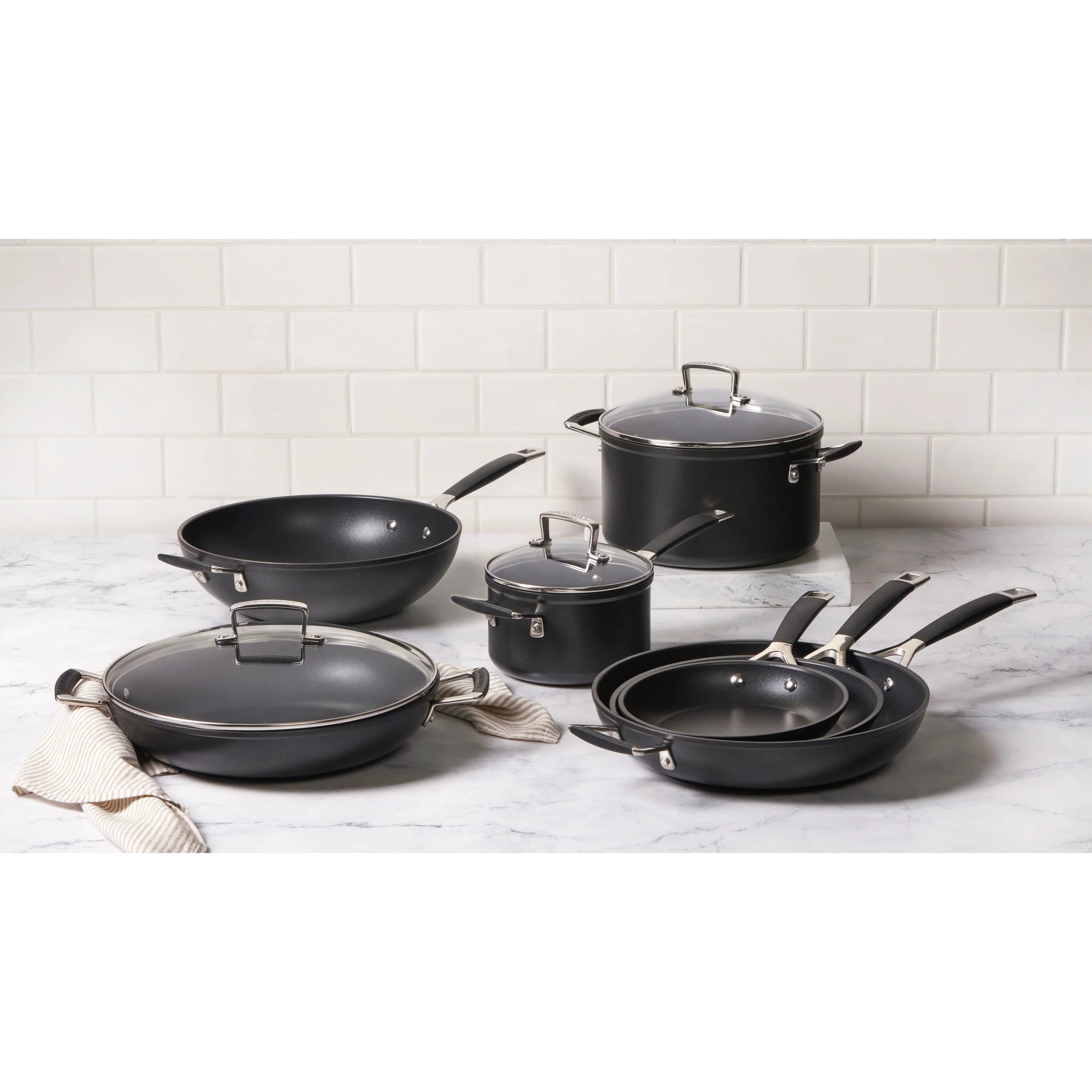 Poêle Wok Anti-Adhérente - Les Forgées - 30Cm - Poignée D'Assistance Silicone - Image 3