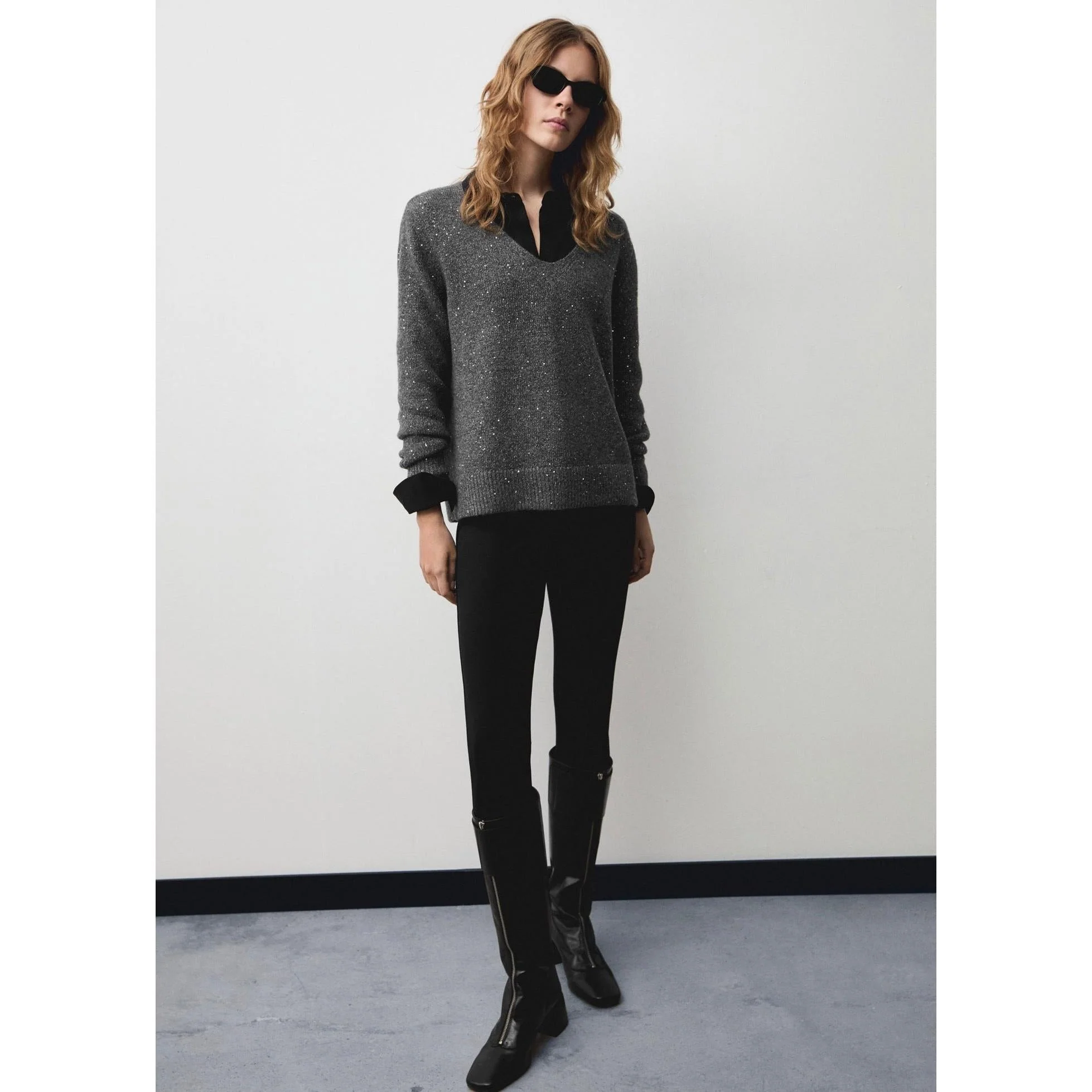 Pull-Over Col V Paillettes - Charcoal - Image 11