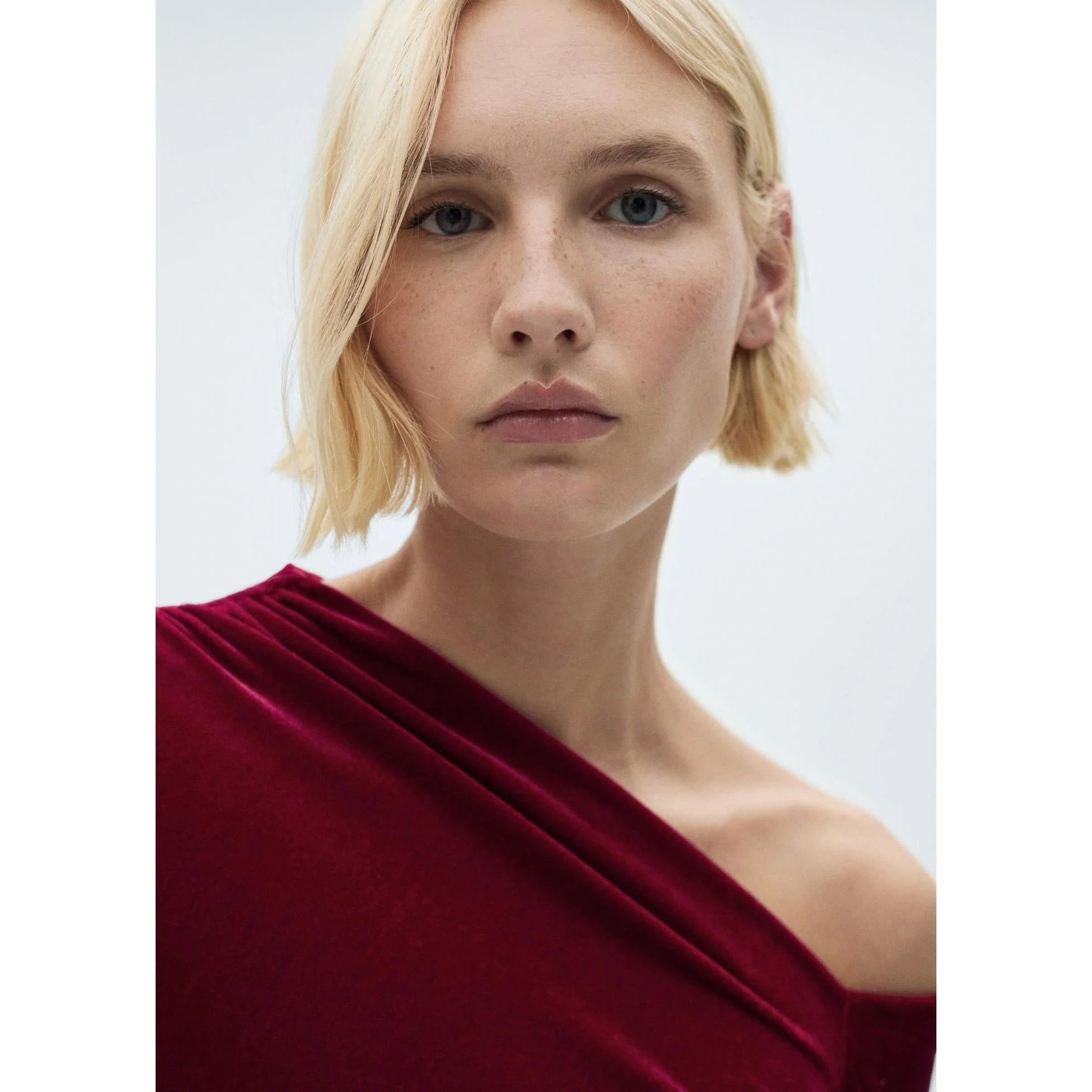 Robe Asymétrique Velours - Red - Image 4