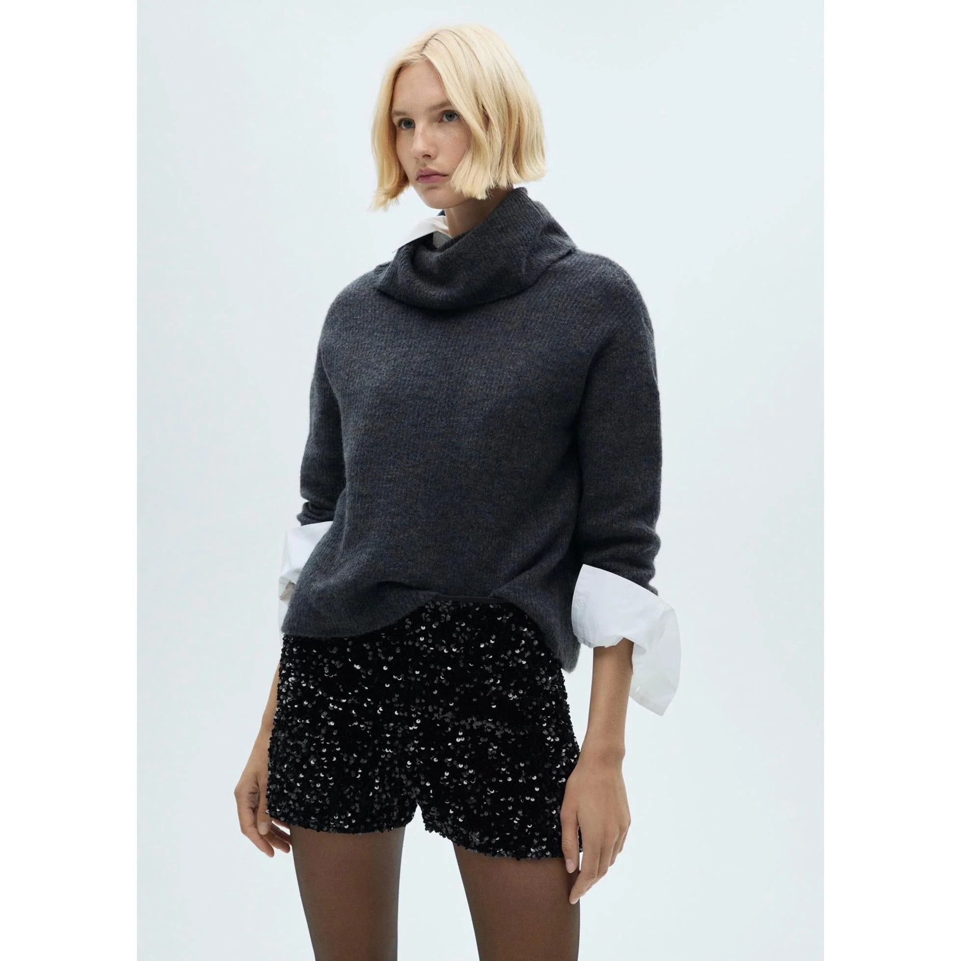 Short Sequins - Black - Image 4