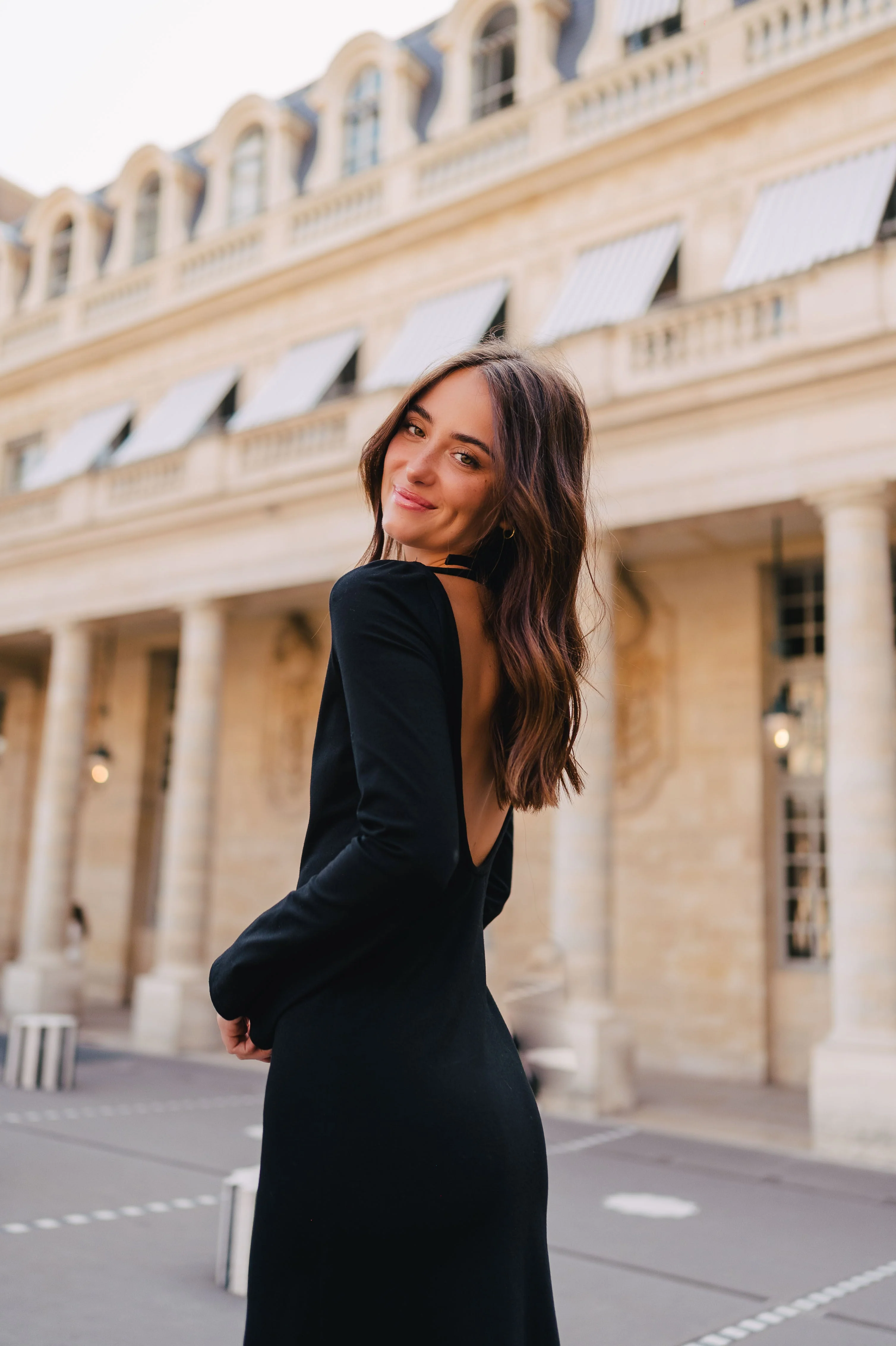 Robe Charlotte Noir - Image 2