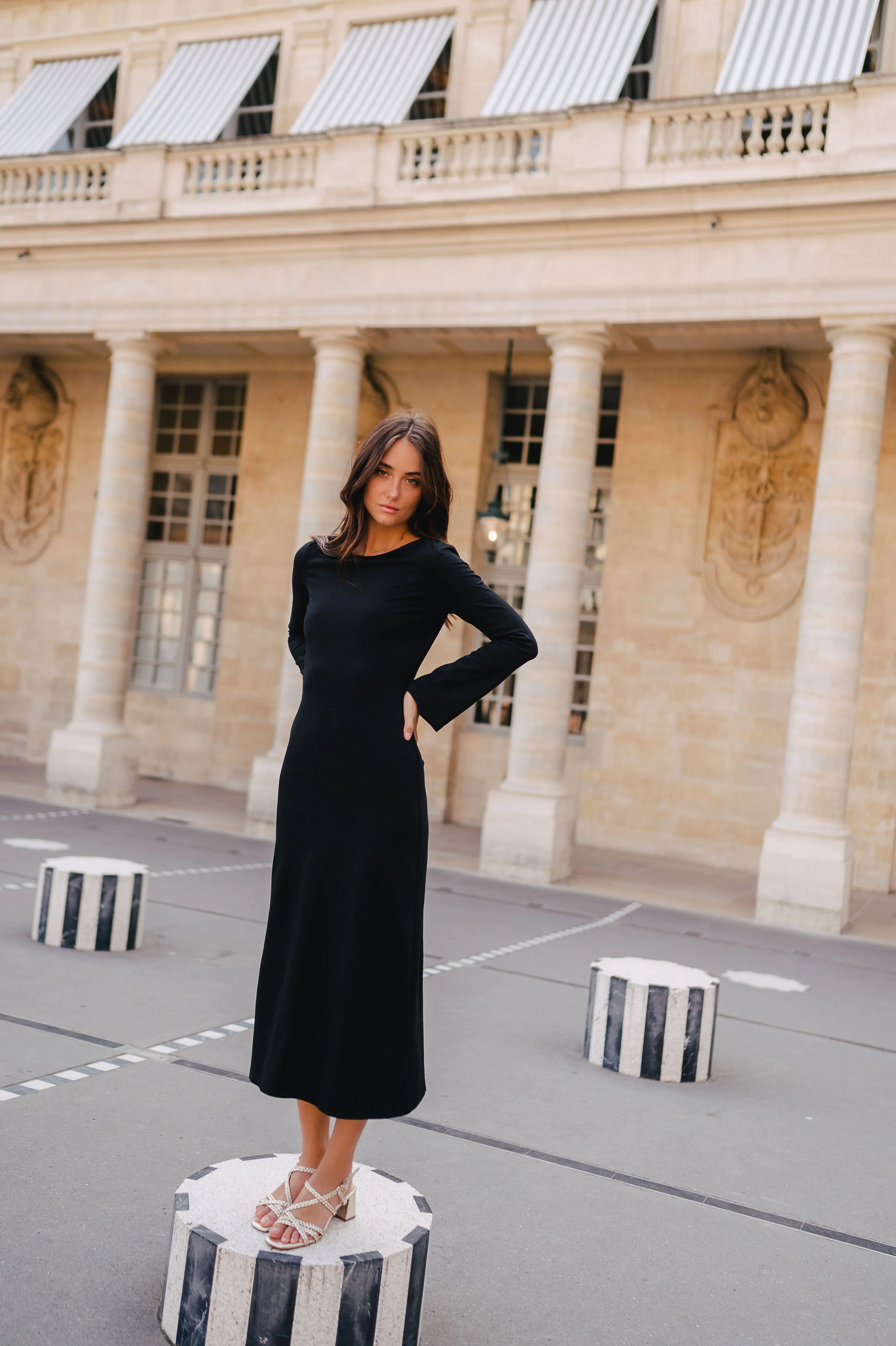 Robe Charlotte Noir - Image 4