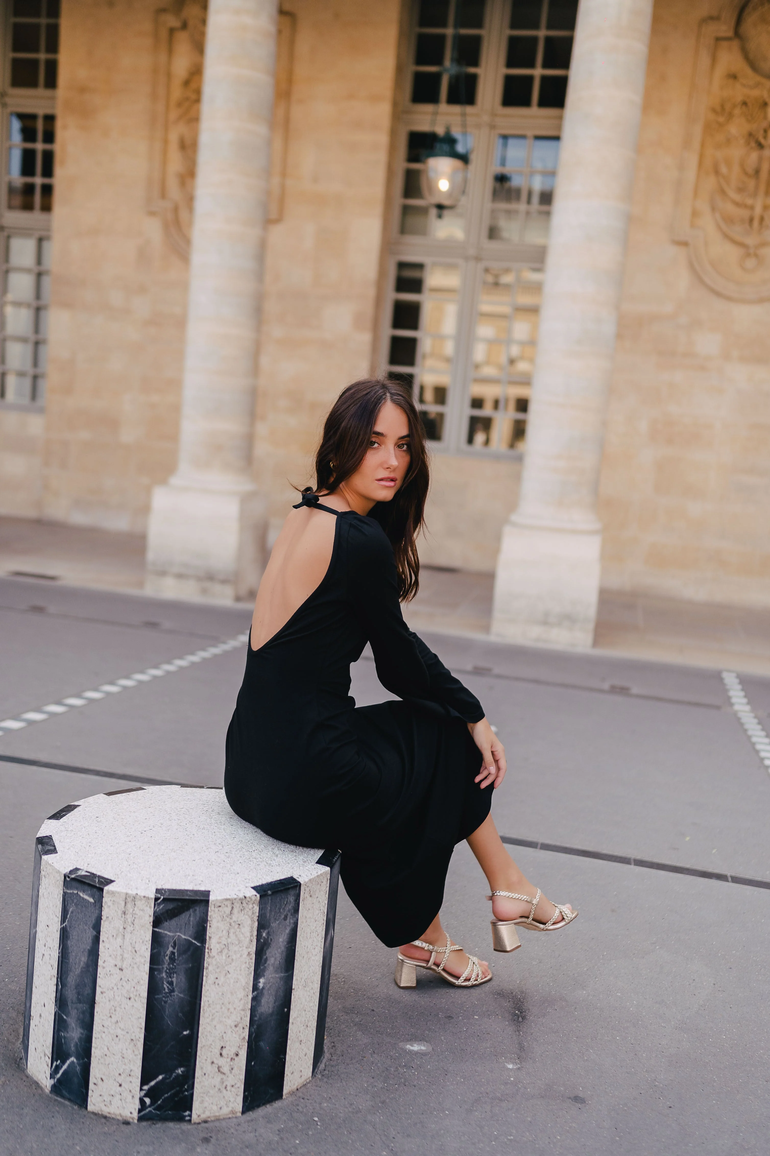 Robe Charlotte Noir - Image 5