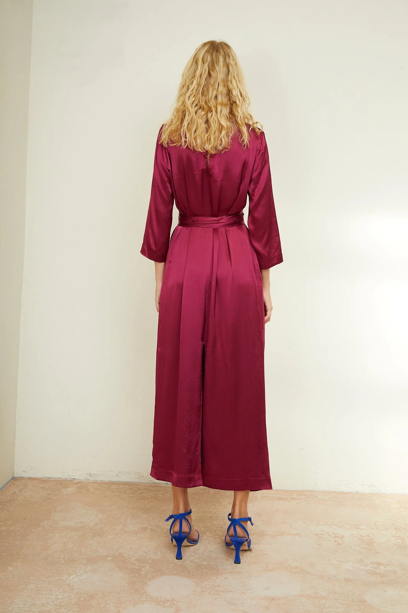 Robe Clotilde Saten Arruguilla Ciruela - Image 4
