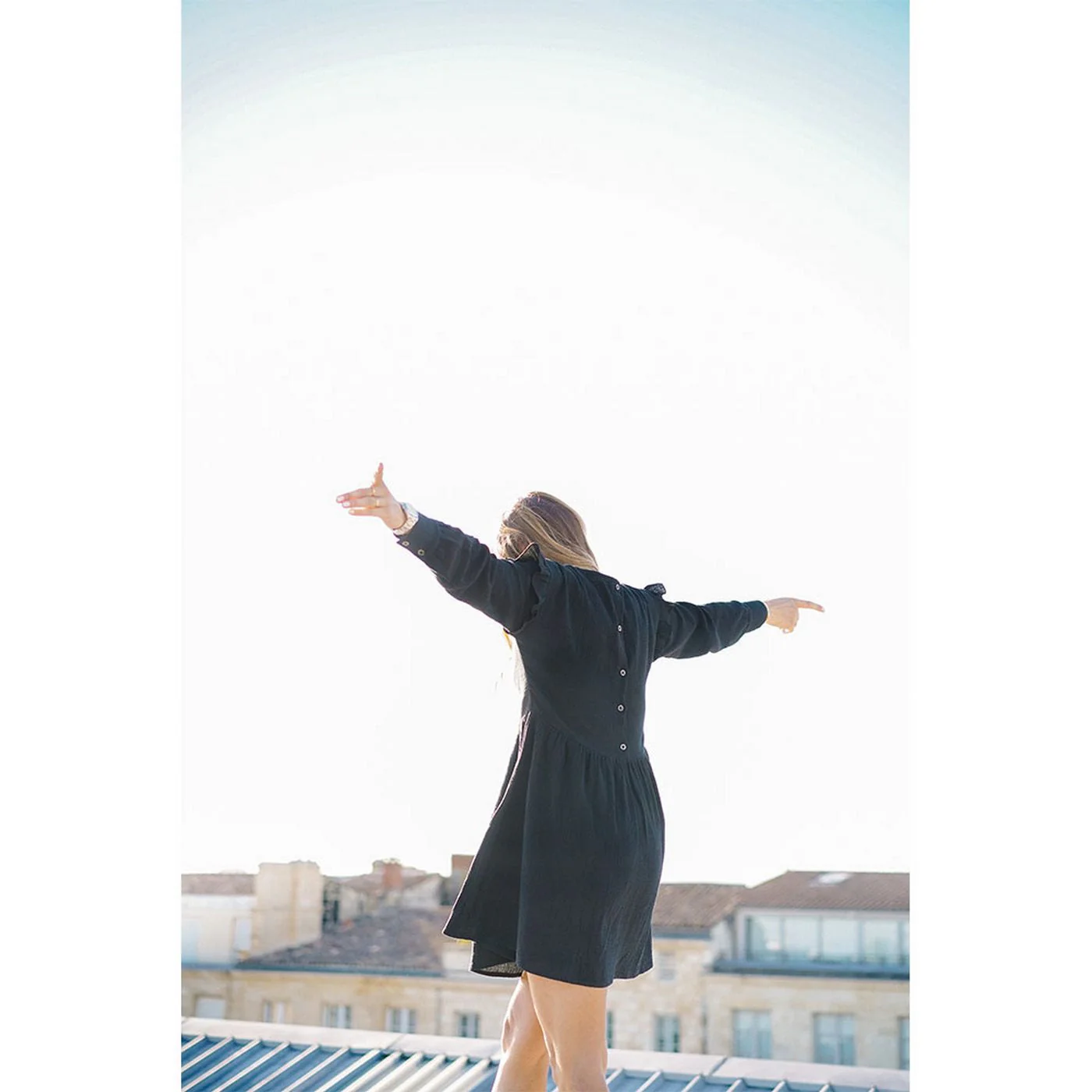 Robe Alba - Noir - Image 3