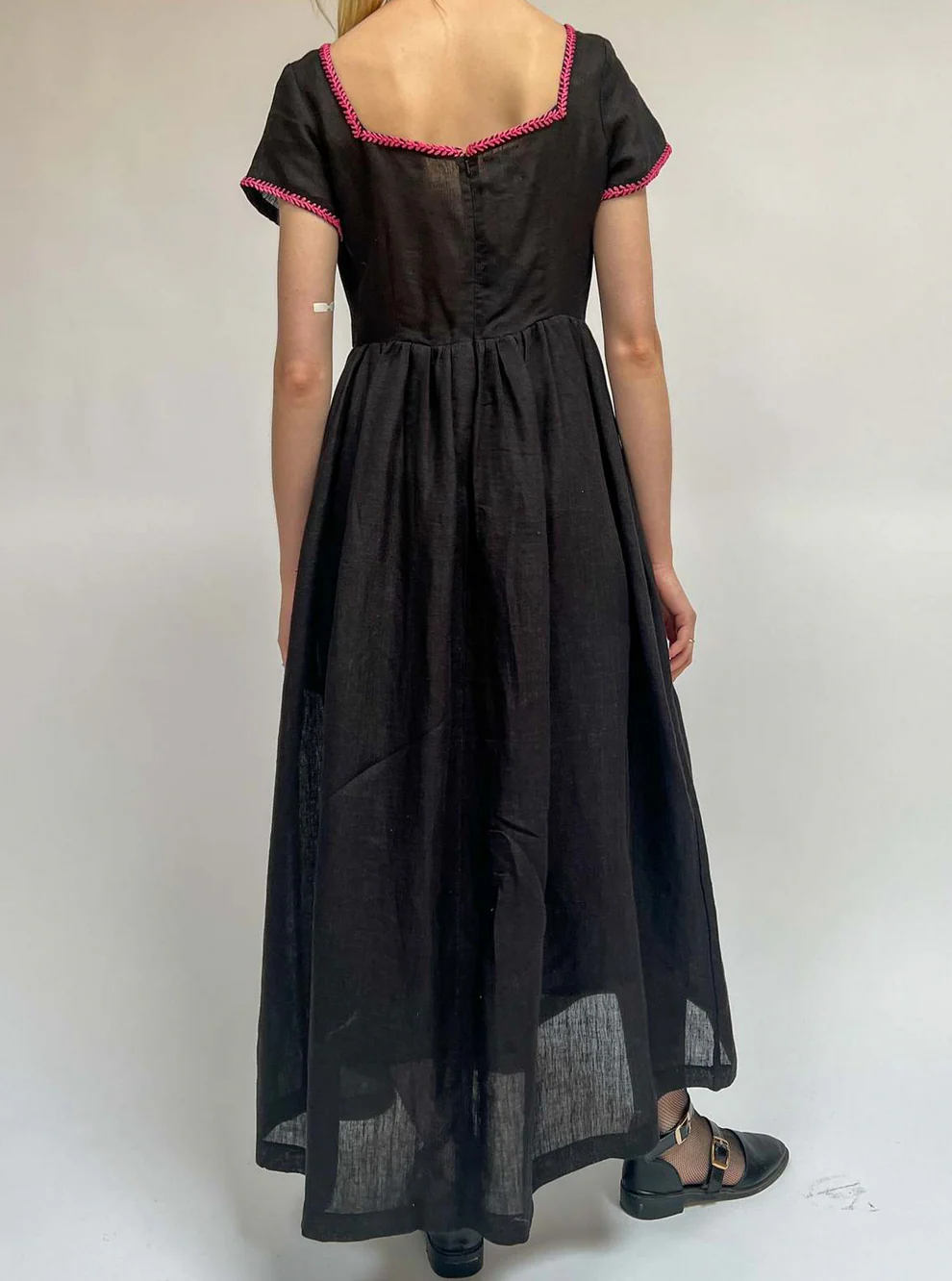 Robe Rafaella - Black - Image 4