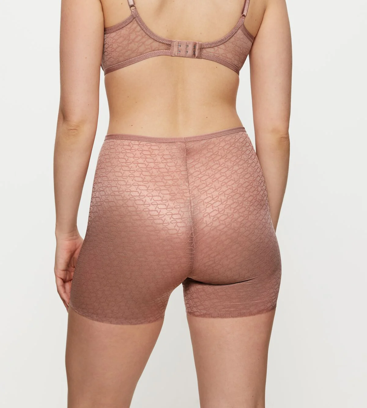 Shorty Couvrant Triumph Signature Sheer Shorts - Toasted Almond - Image 6