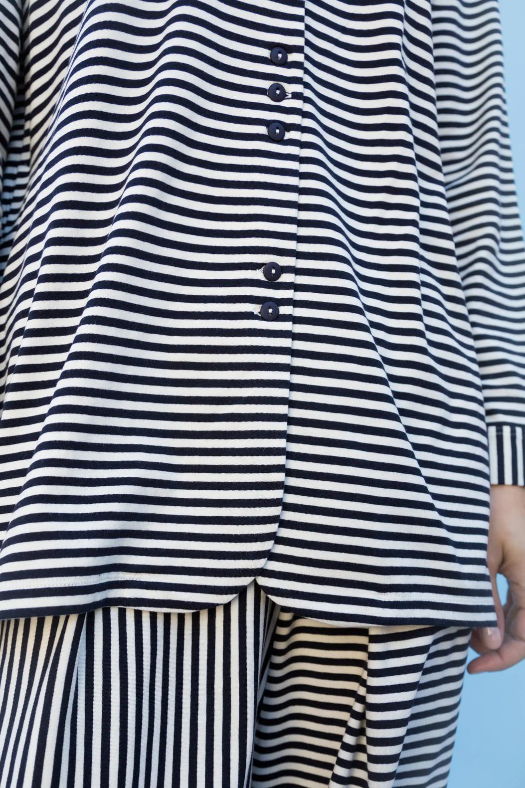 Chemise - Odette - Navy Rayé - Image 9