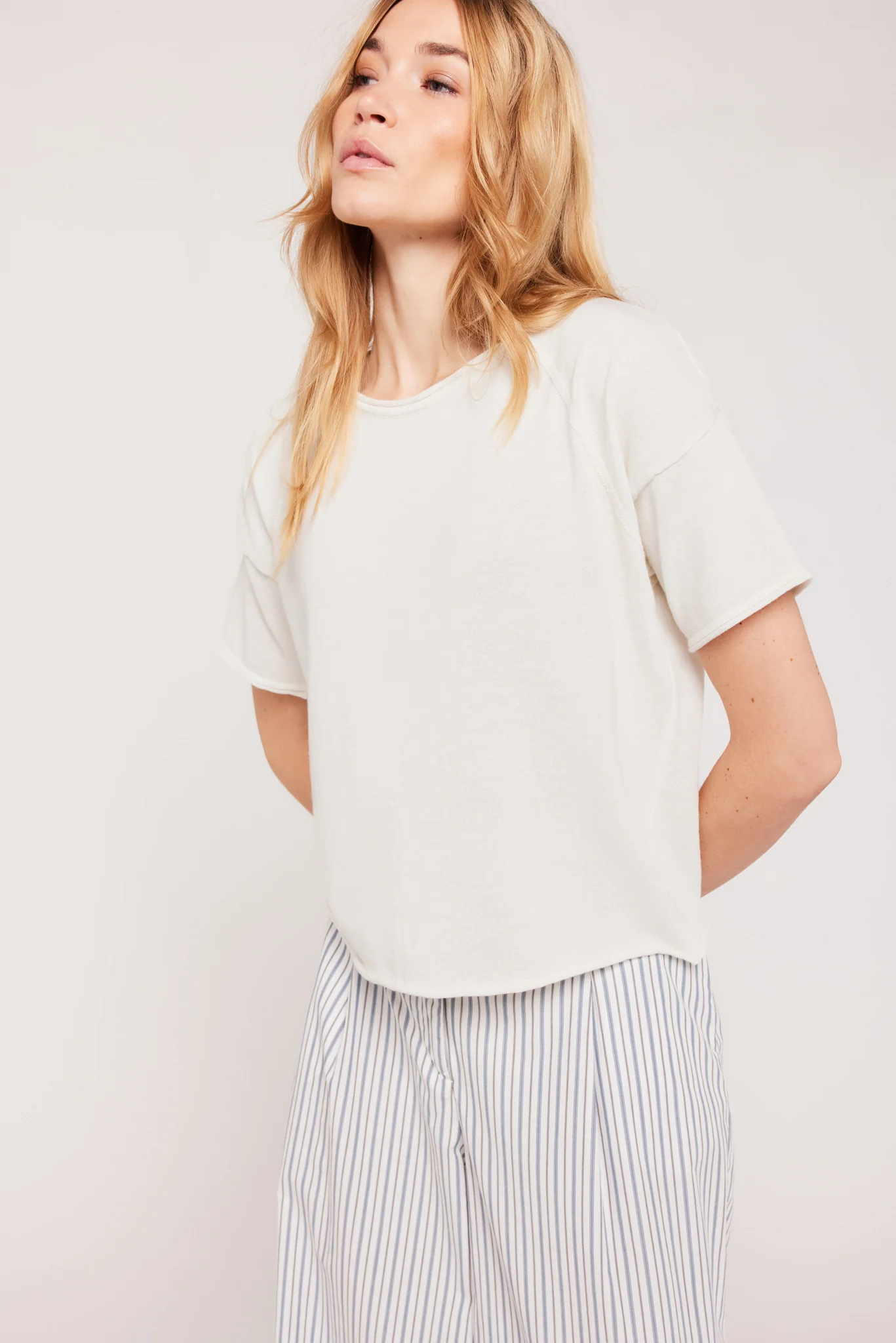 T-Shirt - Amanda - Latte - Image 4