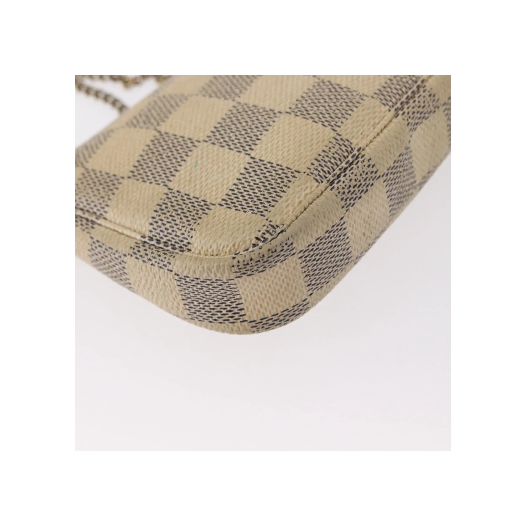 Mini Pochette Accessoires Louis Vuitton - White - Image 11