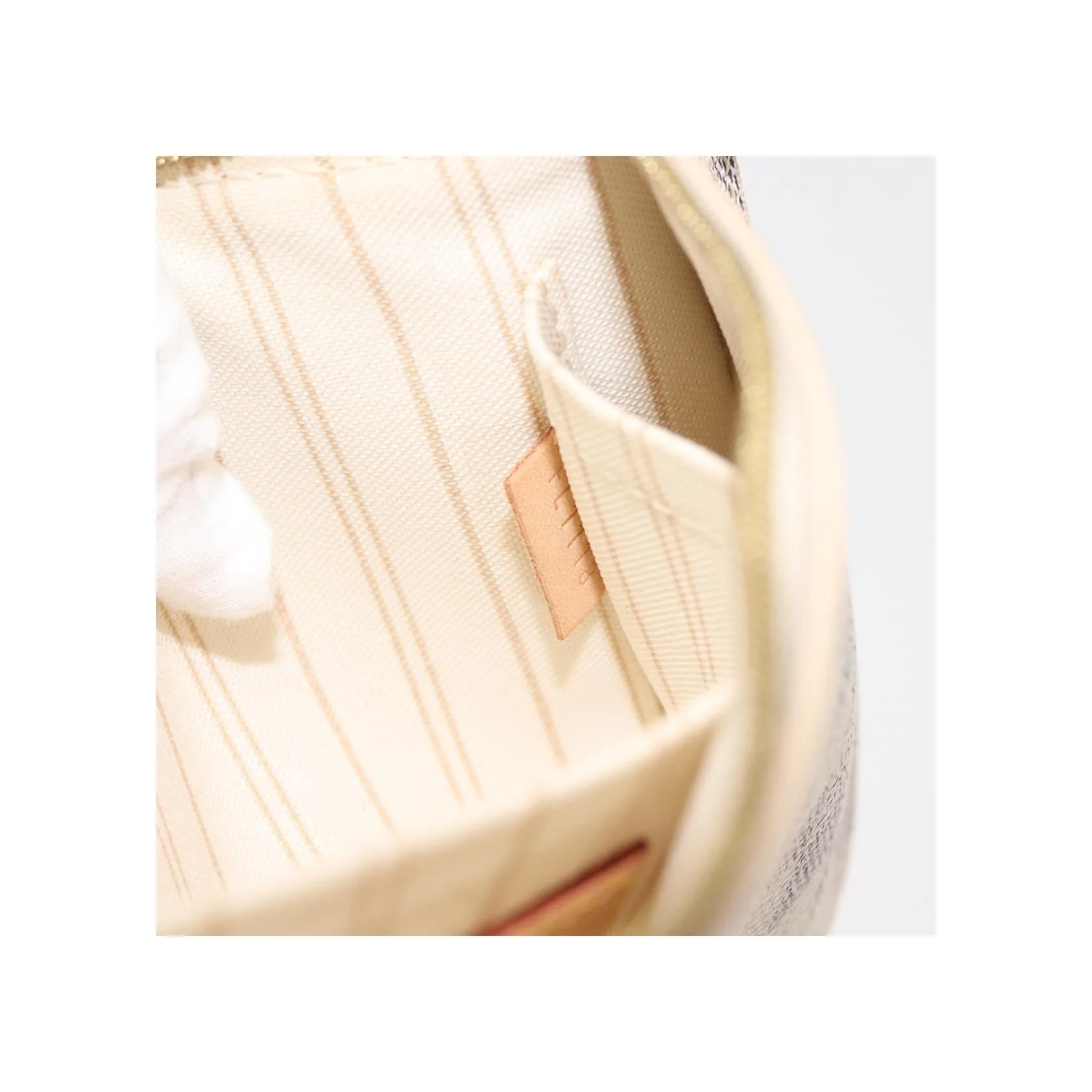 Pochette Louis Vuitton Neverfull - White - Image 7