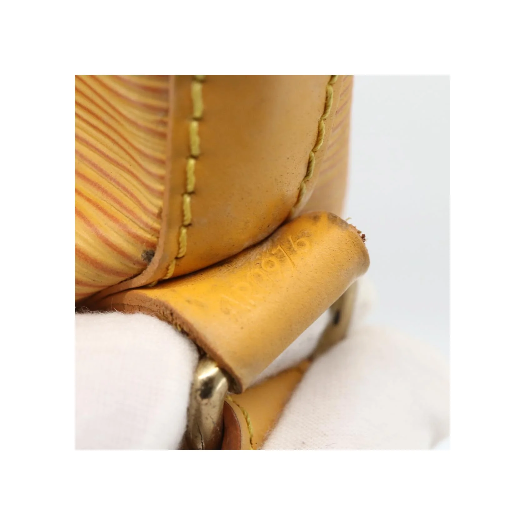 Sac À Main Louis Vuitton Petit Noé - Yellow - Image 6