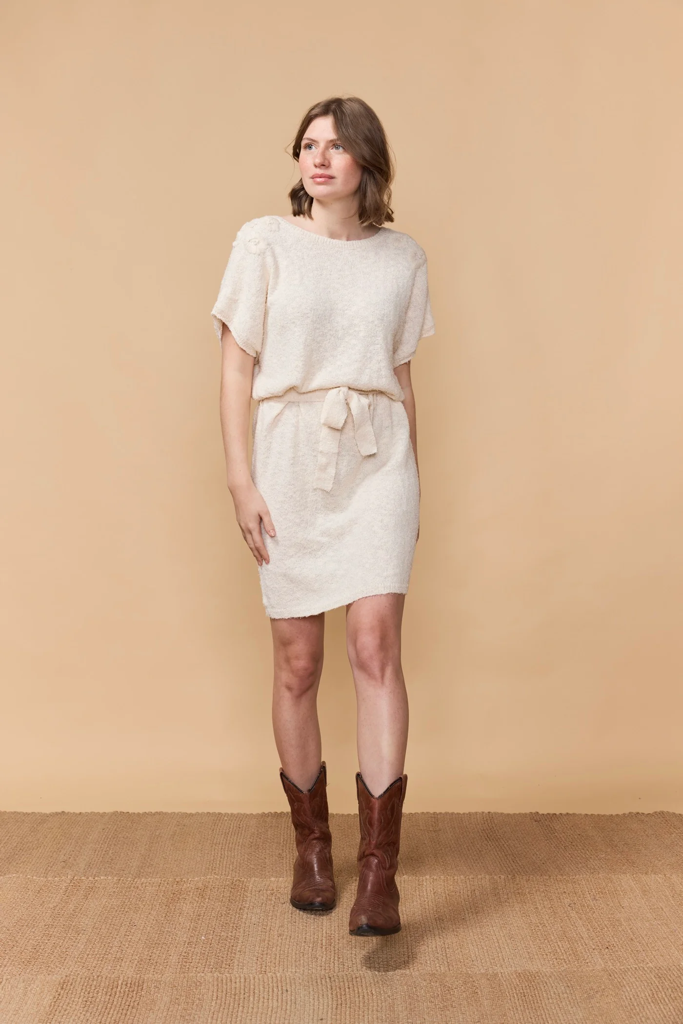 Robe Singap - Ecru - Image 11