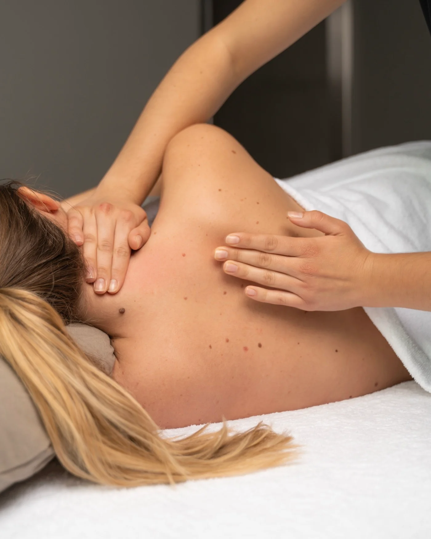 Domaine Reine Margot - Issy-Les-Moulineaux - Massage Au Choix 1H et Accès Au Spa 1H (2 Personnes) - Image 10