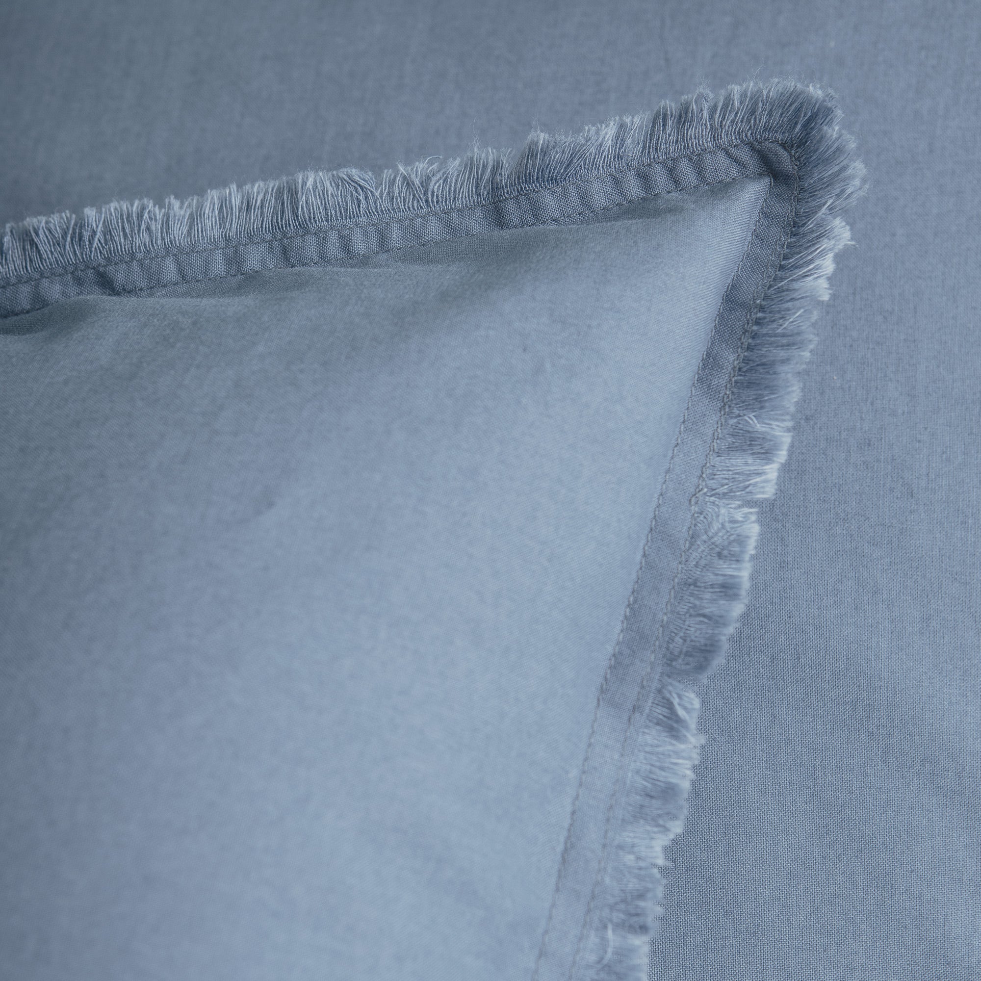 Parure De Lit Complète - Housse de Couette et Taies d'Oreillers - Coton Lavé Bleu Orage - Image 6