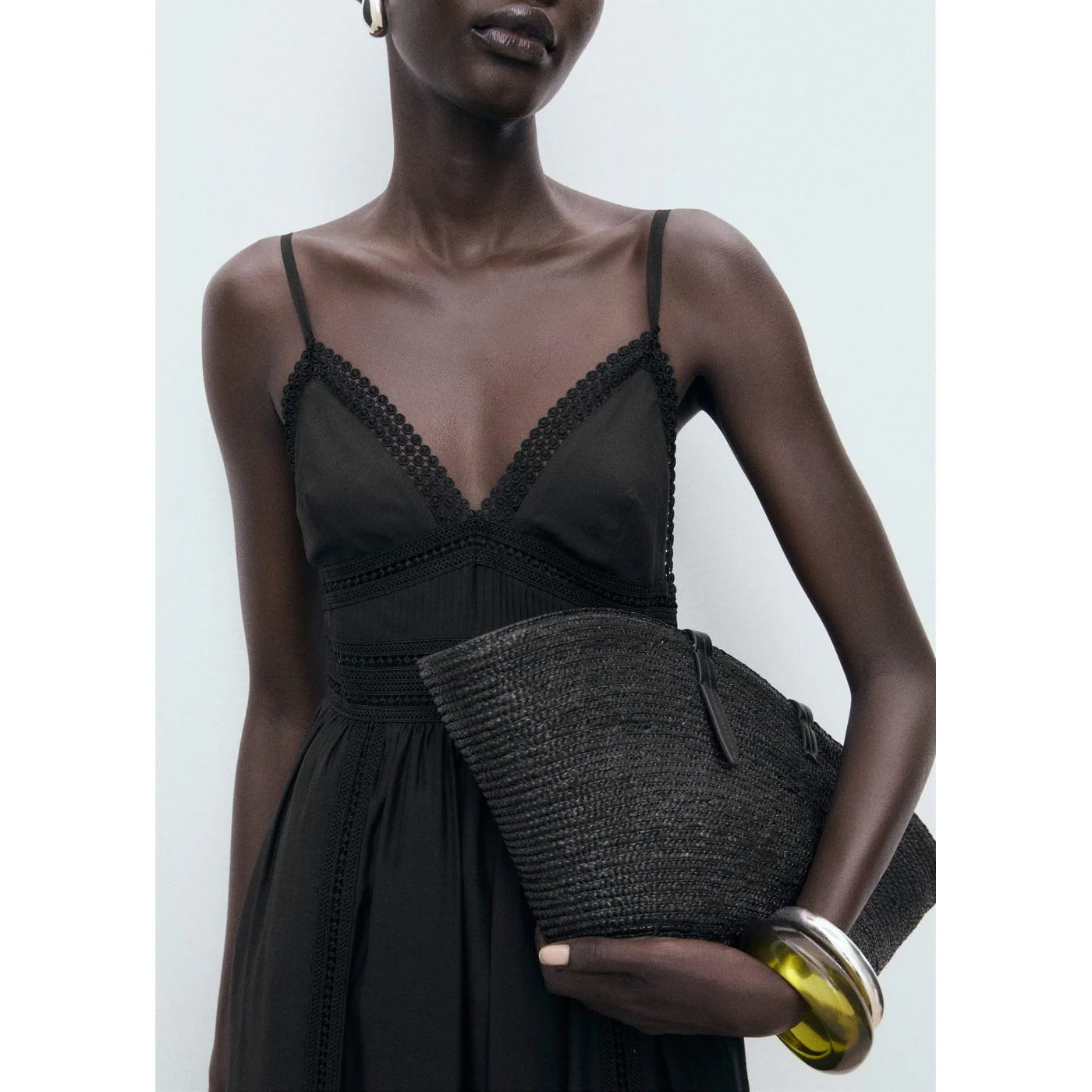 Robe Elena - Black - Image 2