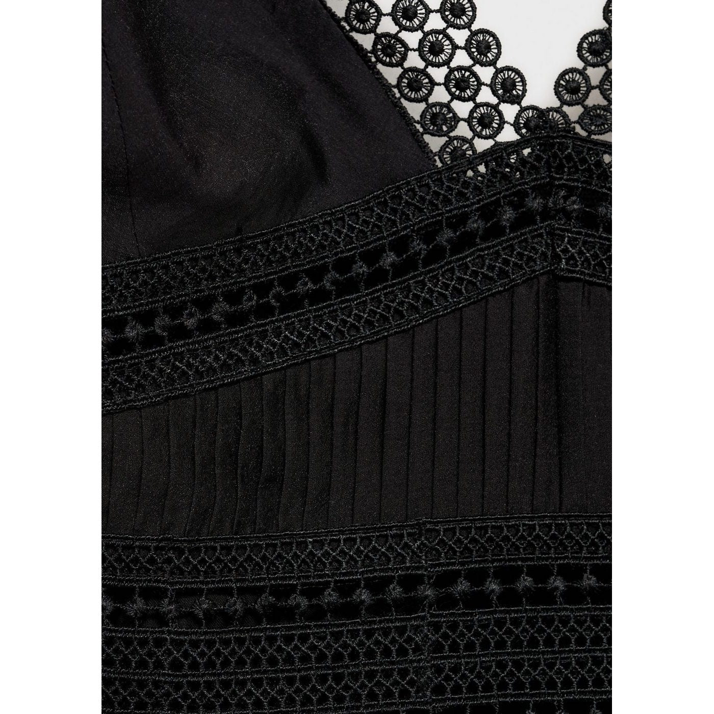 Robe Elena - Black - Image 7