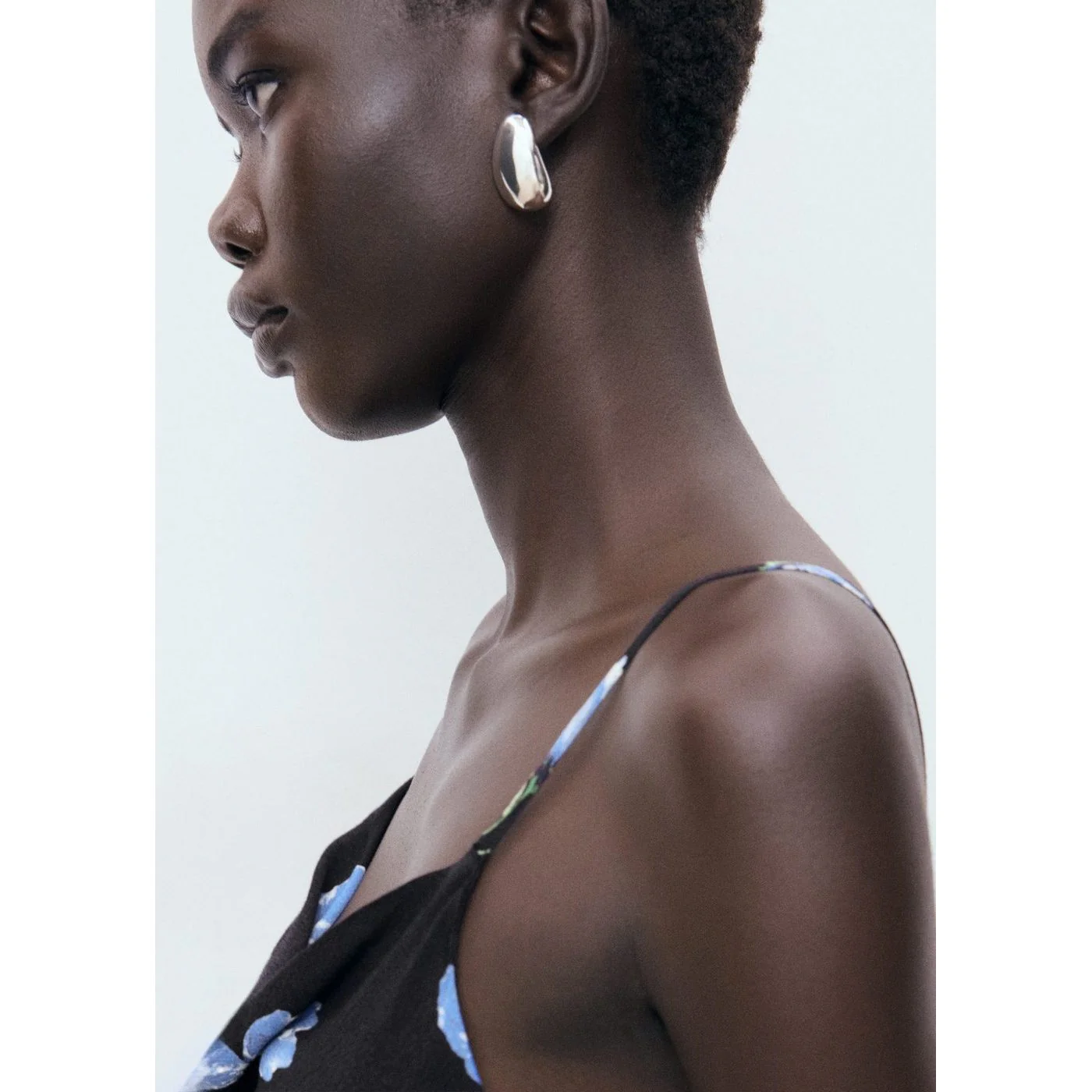 Robe Kendal - Black - Image 4