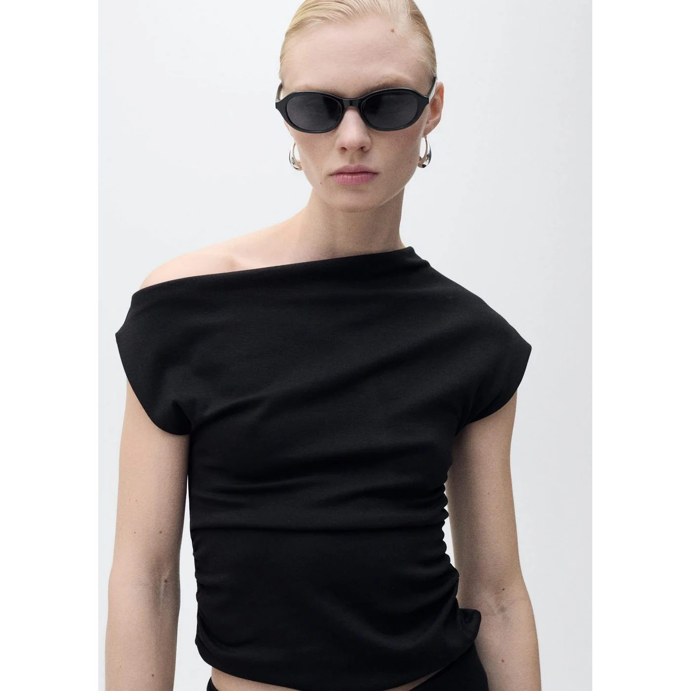 Top Juli - Noir - Image 5