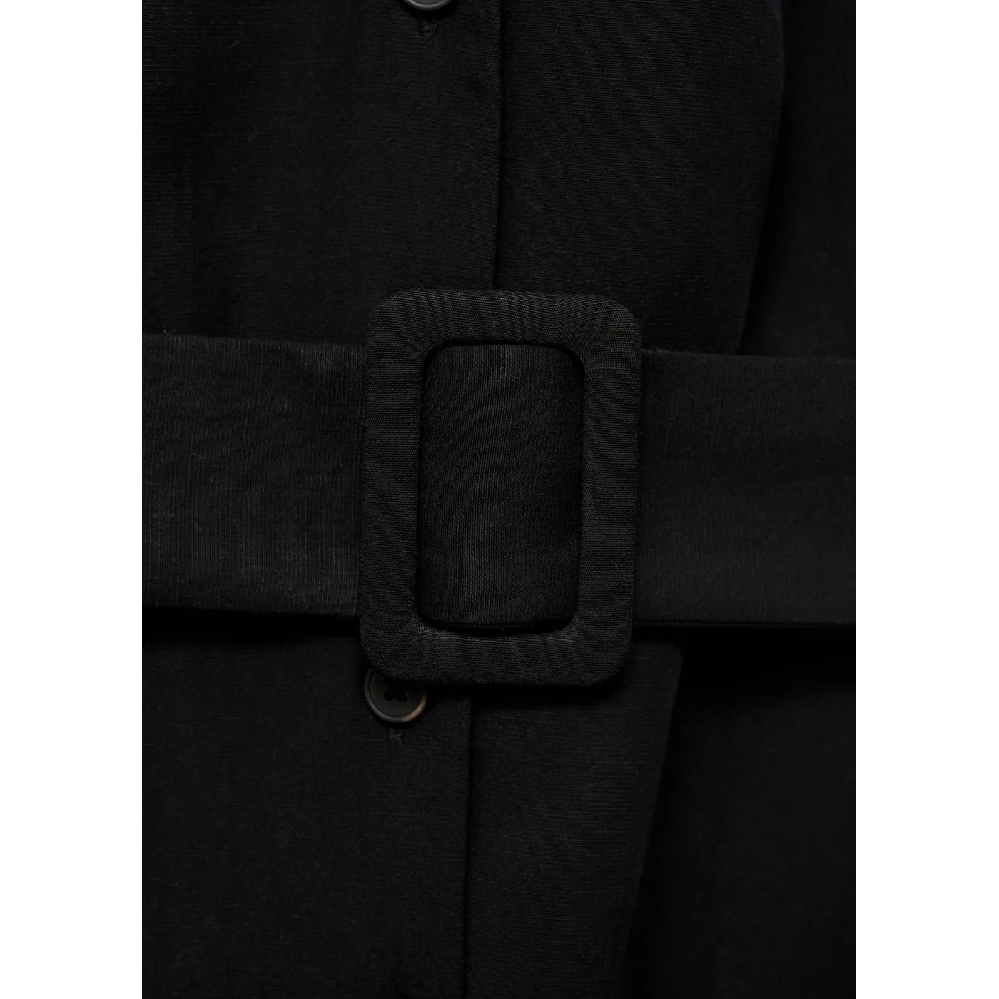 Robe Lula - Black - Image 9