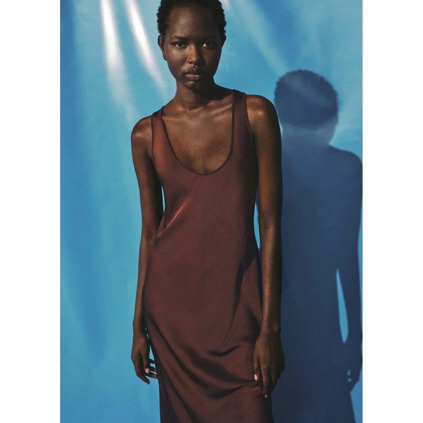 Robe Luisa - Brown - Image 2