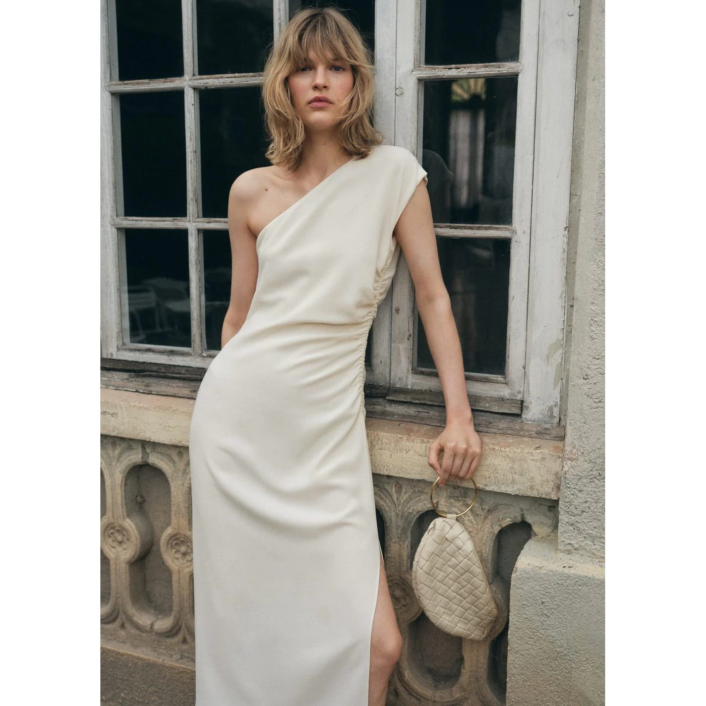 Robe Edine - Off White - Image 2
