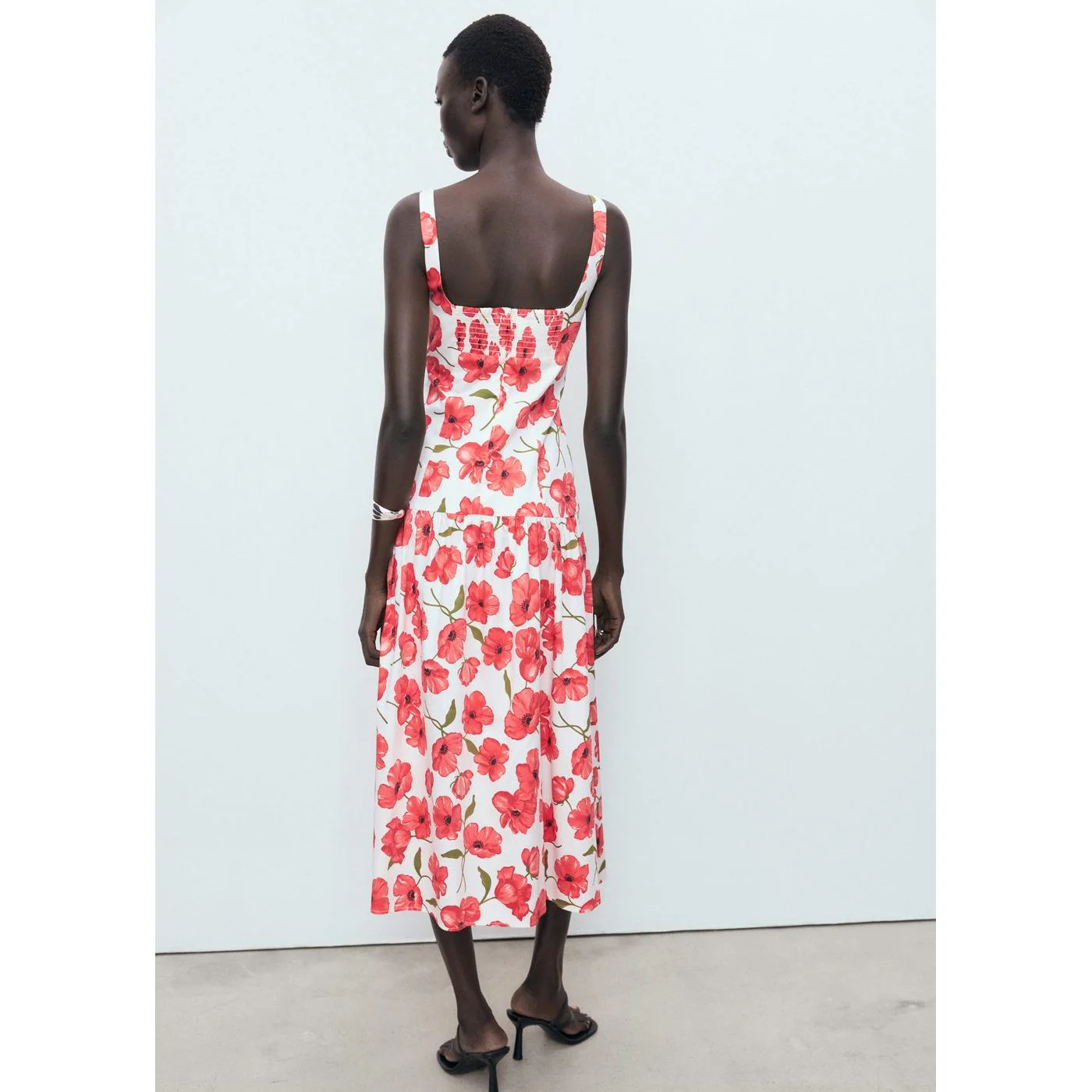Robe Pola - Off White - Image 3